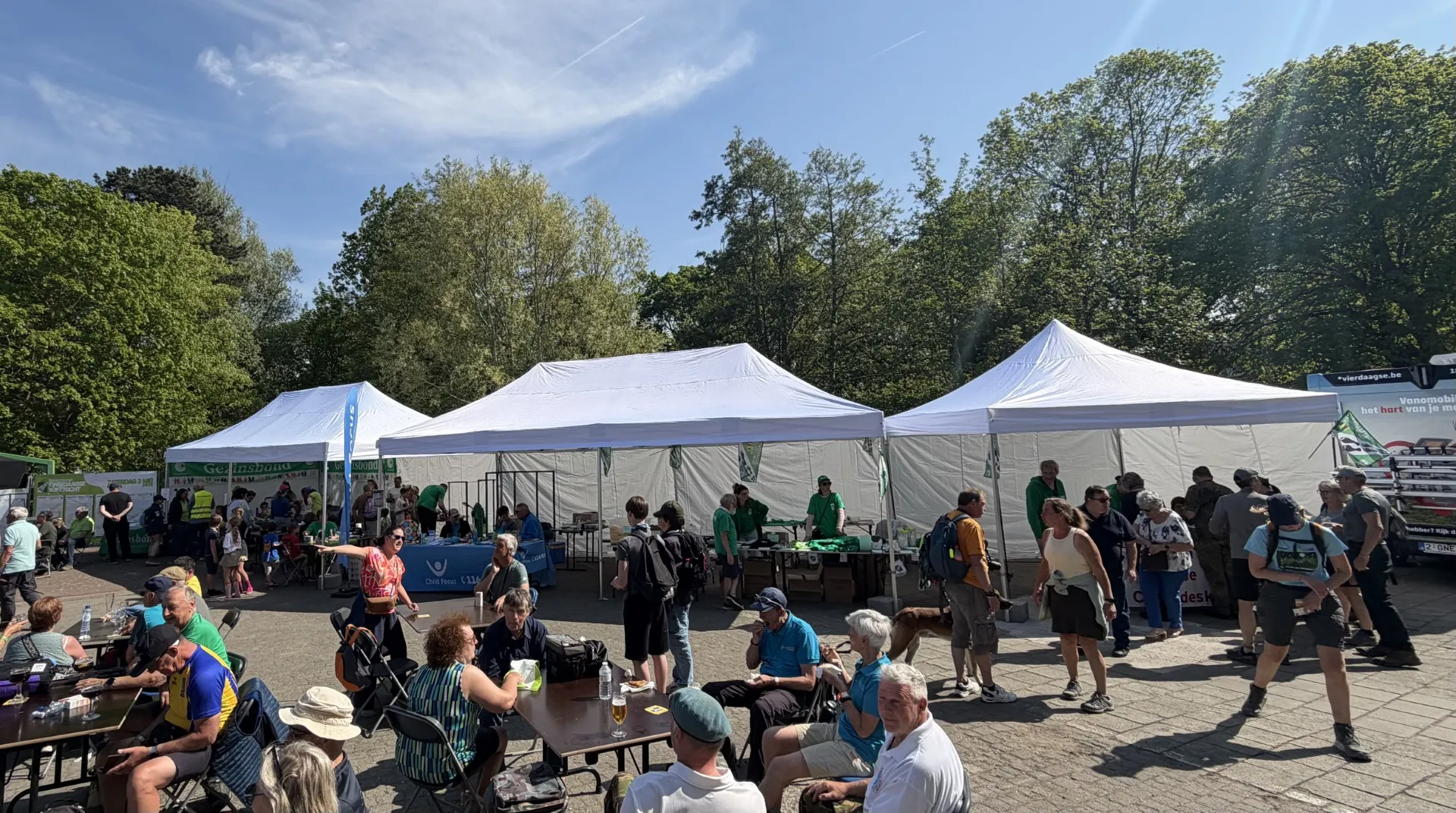Stijlvolle feesttent van Veluna Rentals in Blankenberge