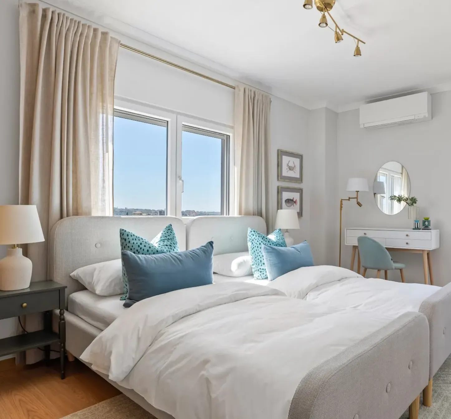 Furniture rental service support and consultation in Porto — Furnirent