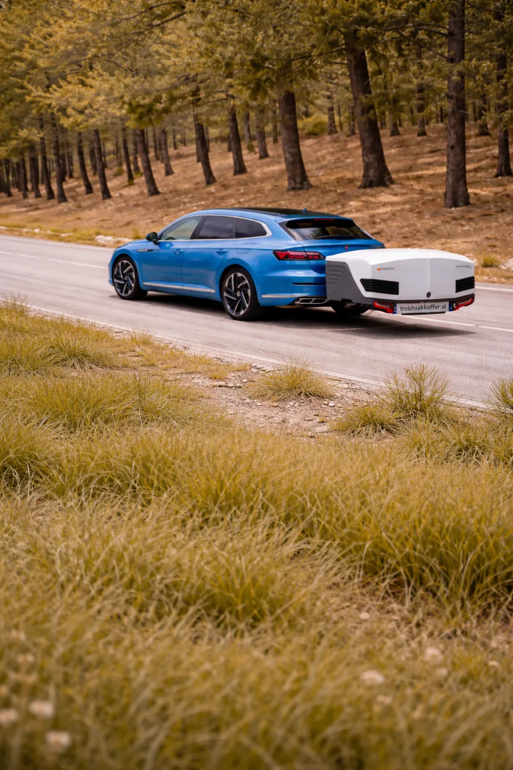 trekhaakkoffer huren