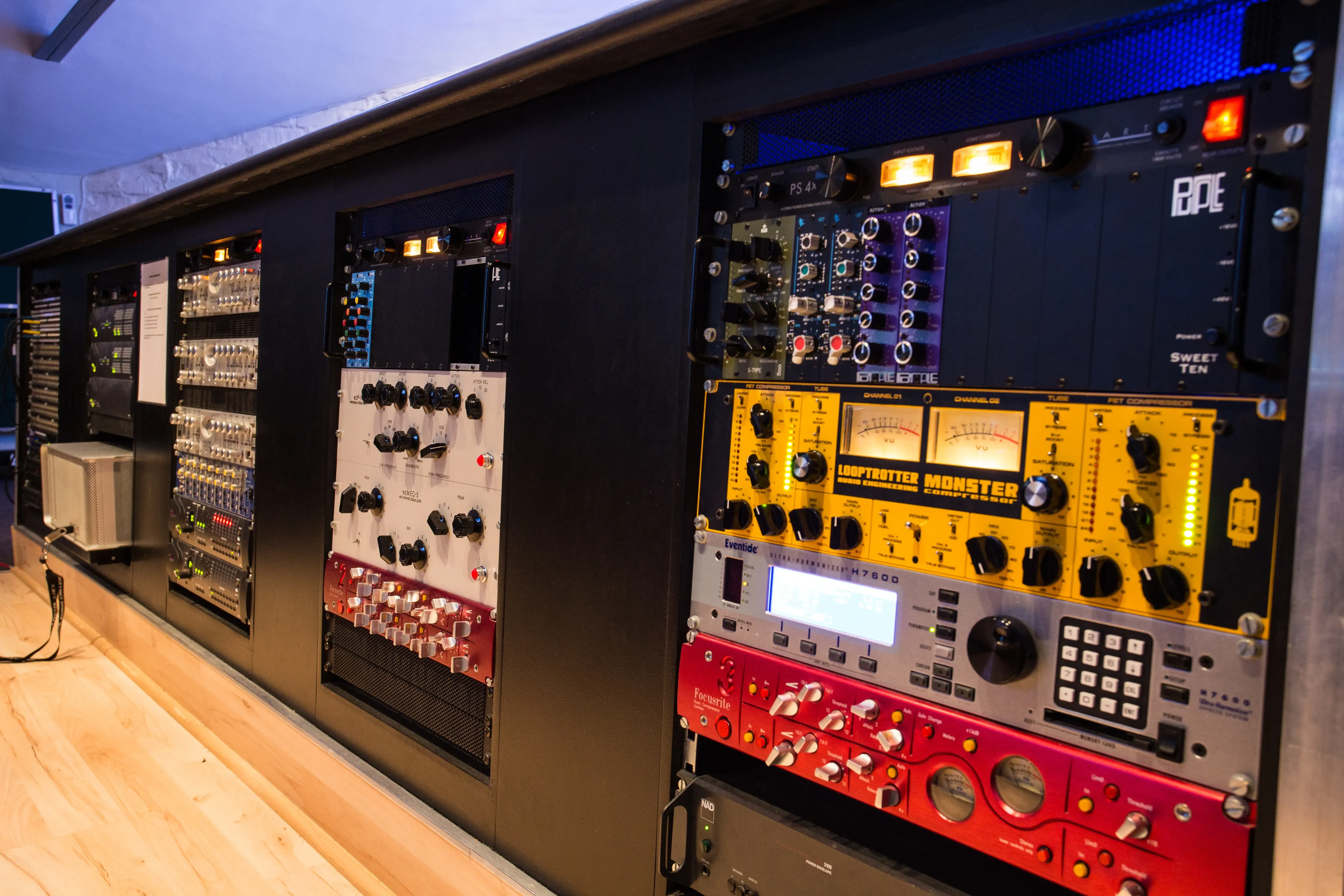 BA Mics, Drum Kits & Miscellaneous | Cape Audio College