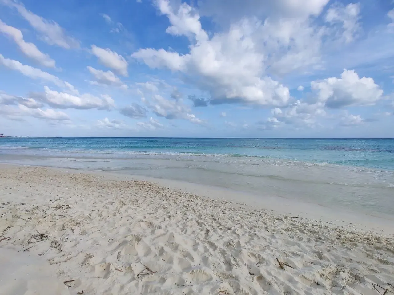 Playa Delfines in Hotel Zone