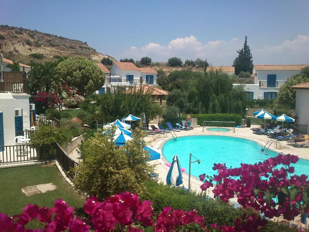 Hylatio Tourist Village Pissouri
