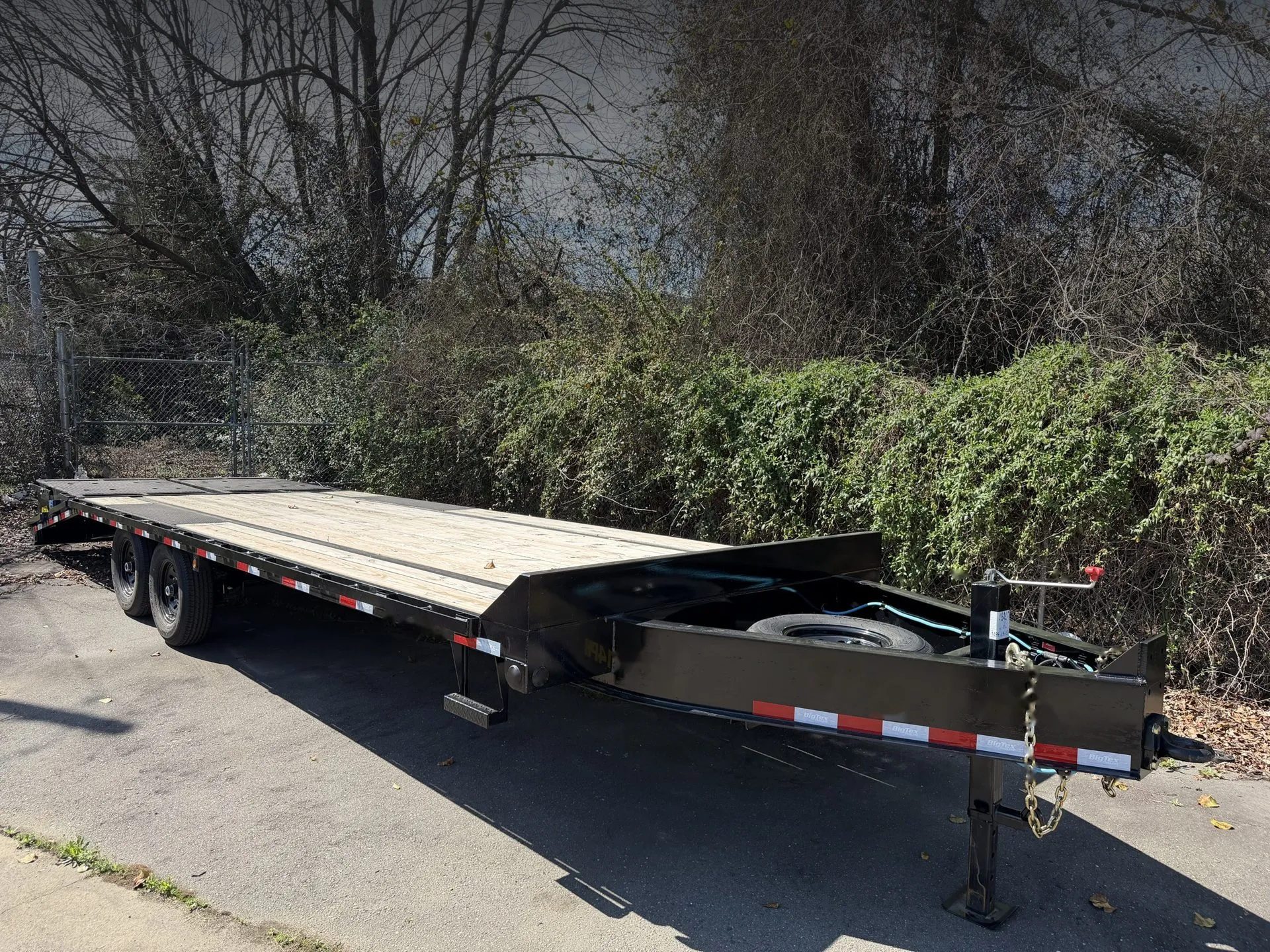 Deckover trailer for rent in Charlotte, NC