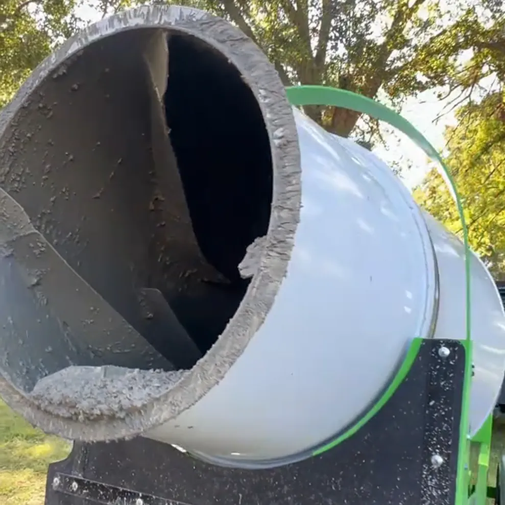 Ready Mix Concrete trailer mixing concrete