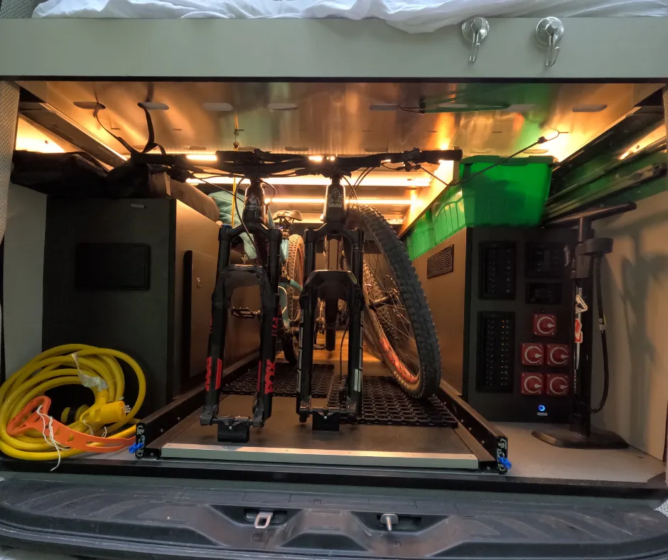  01  Request Your Dates