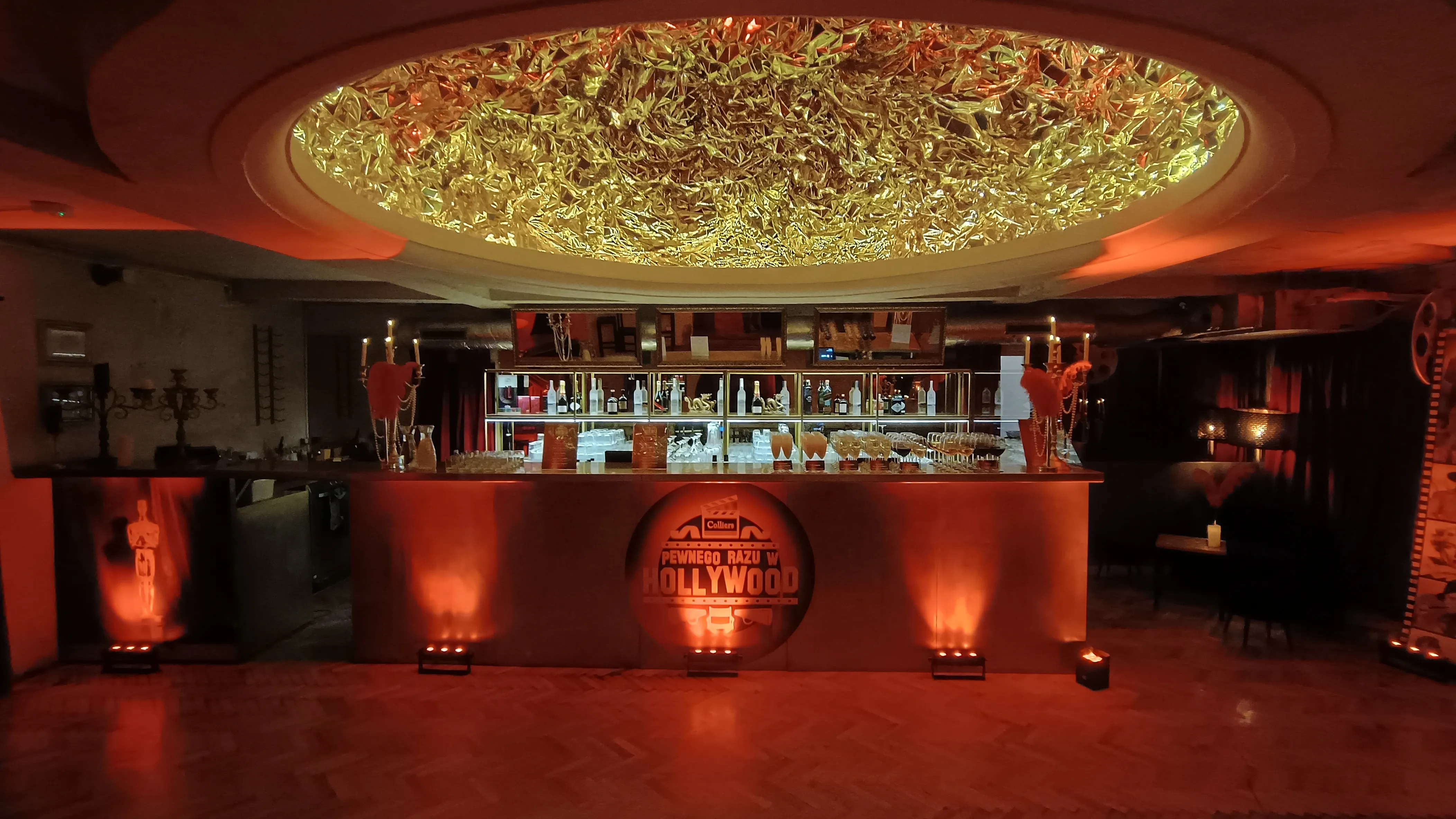 Oświetlnenie bateryjne klub