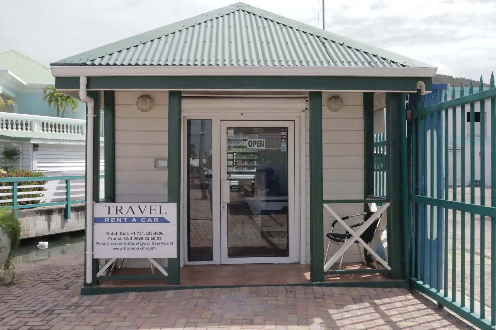 Travel Rent A Car - Bobby's Marina - Cruise Port