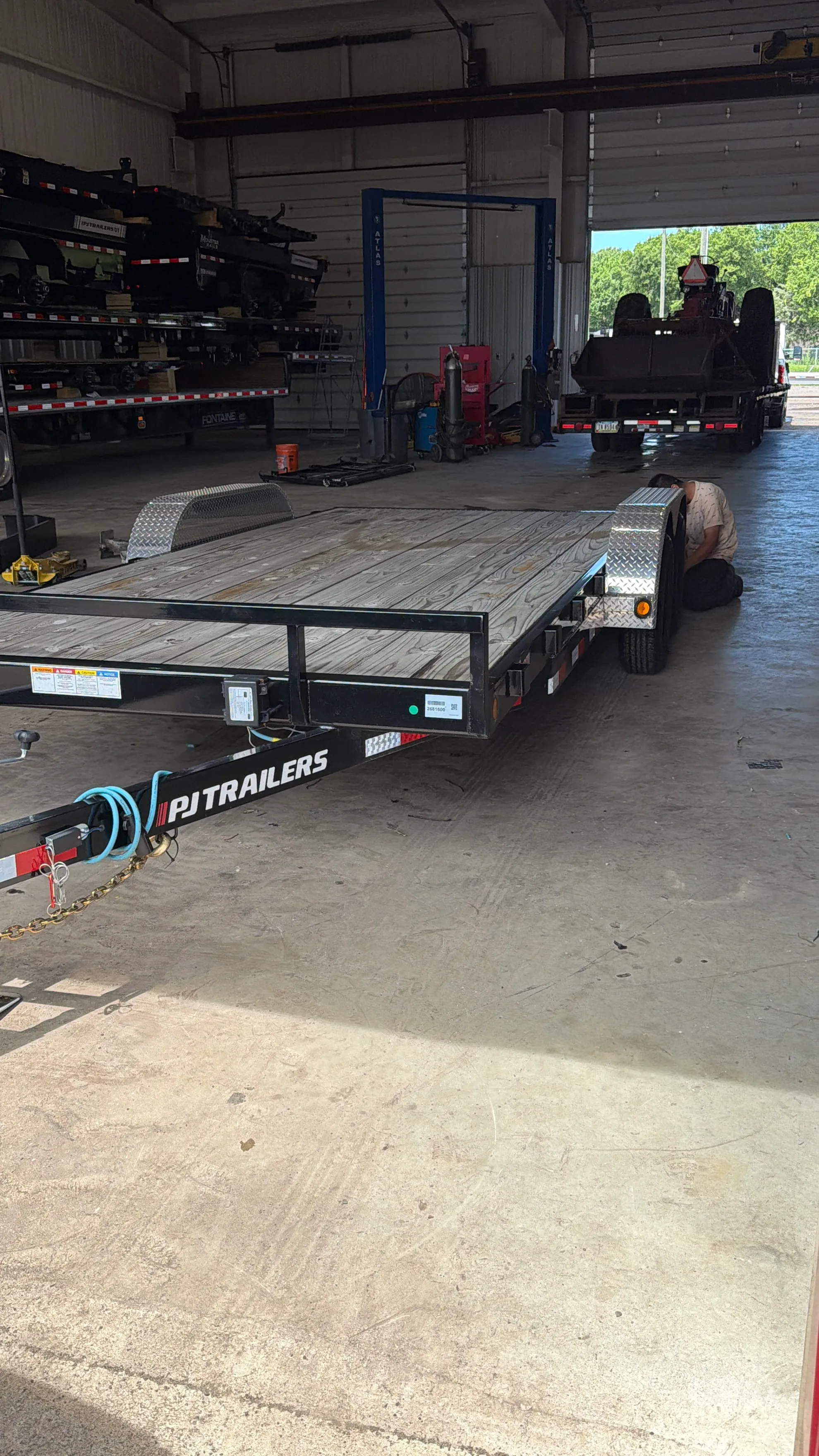 Rent Trailers car Haulers