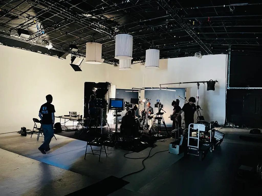 24/7 Camera & Crew Hire Dublin: Instant 4K/6K Broadcast Equipment Delivery