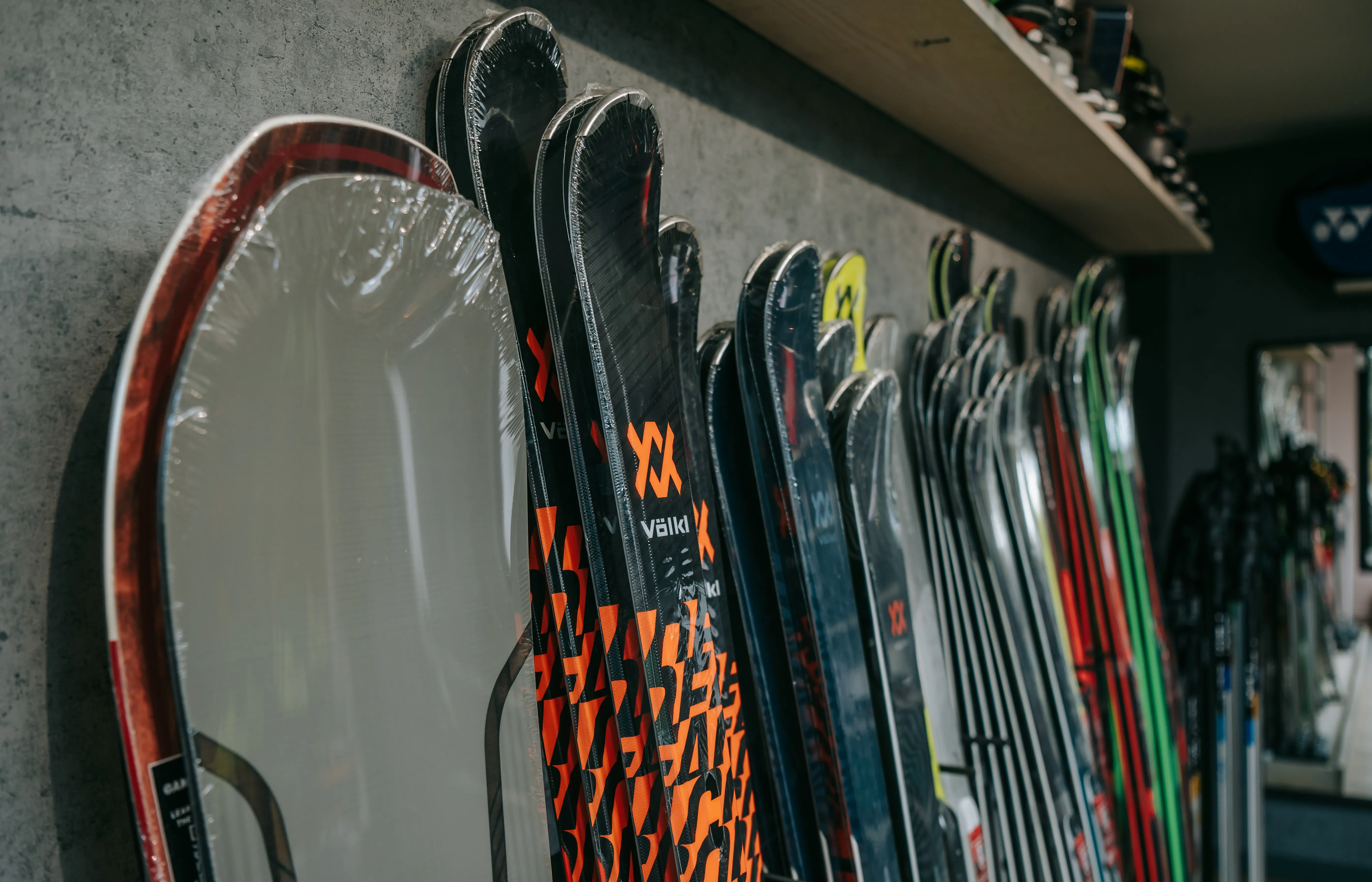 Verhuur Ski's en accessoires