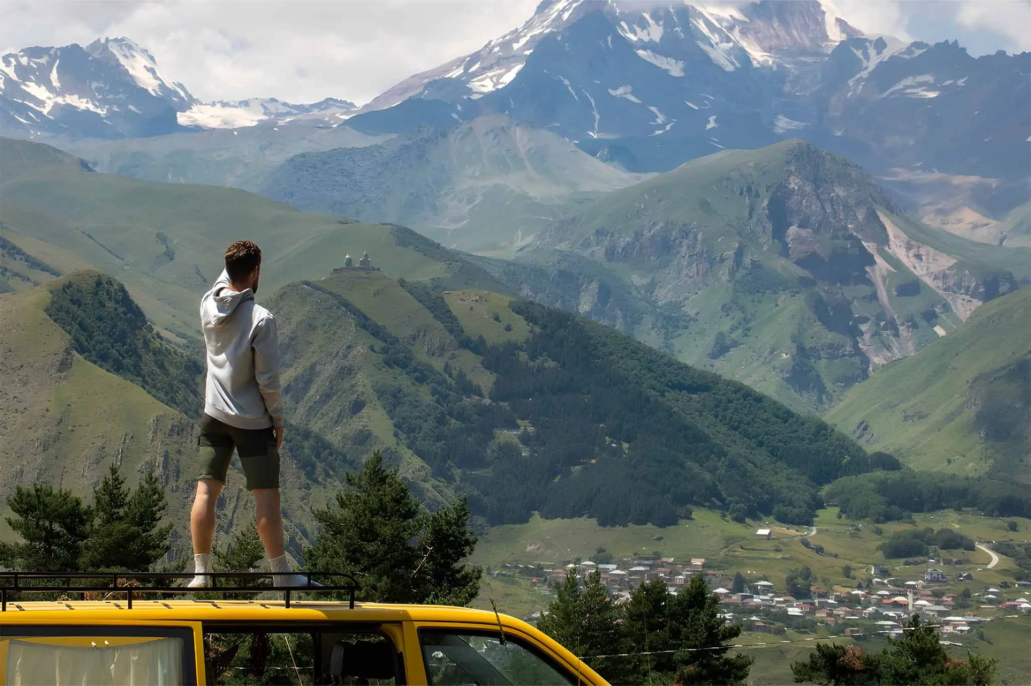 georgian-vans-camper-vermietung-georgien-wohnmobil-mieten-tiflis