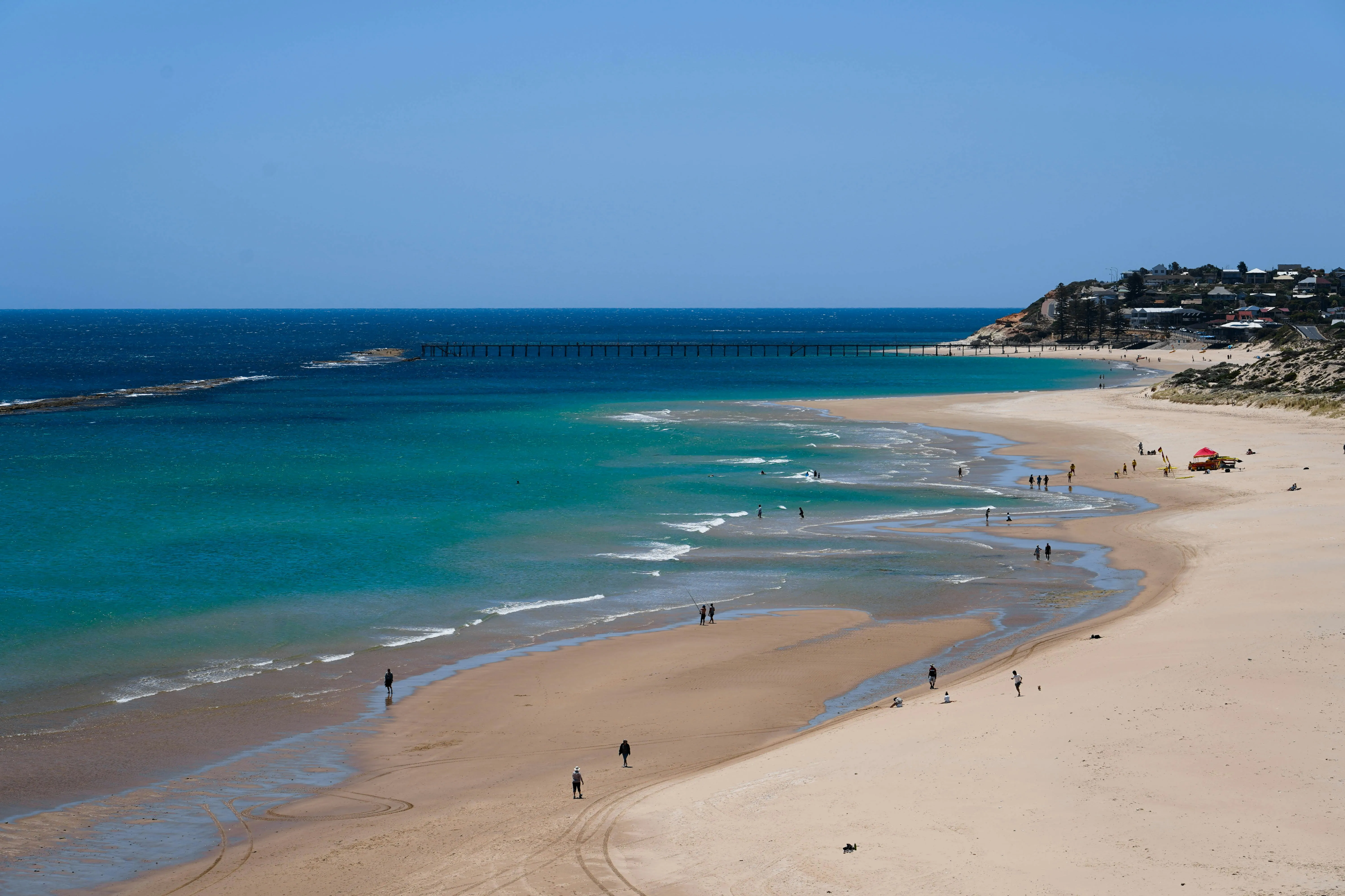 Professional PA system and speaker hire across Onkaparinga
