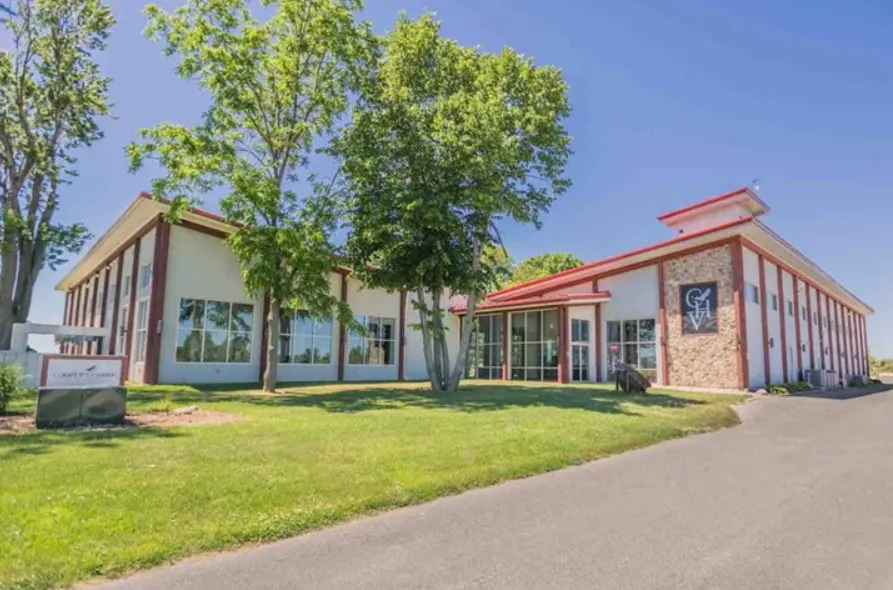 unconquered wine tours