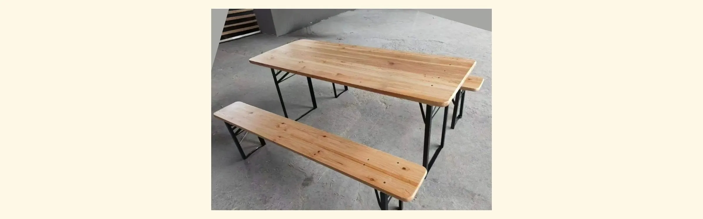 Festivalbord og benk i tre