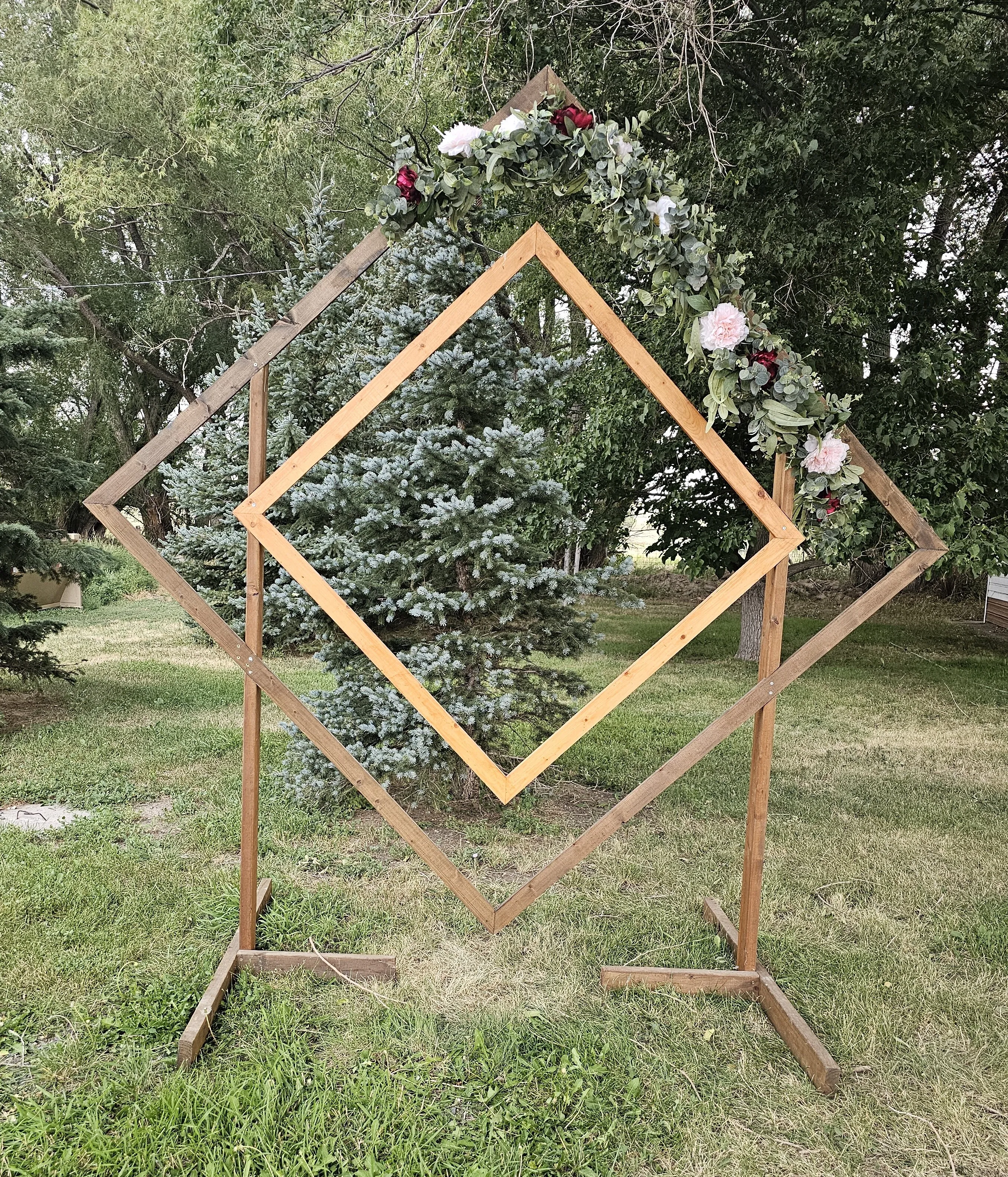 Wedding Arch (Double Diamond)