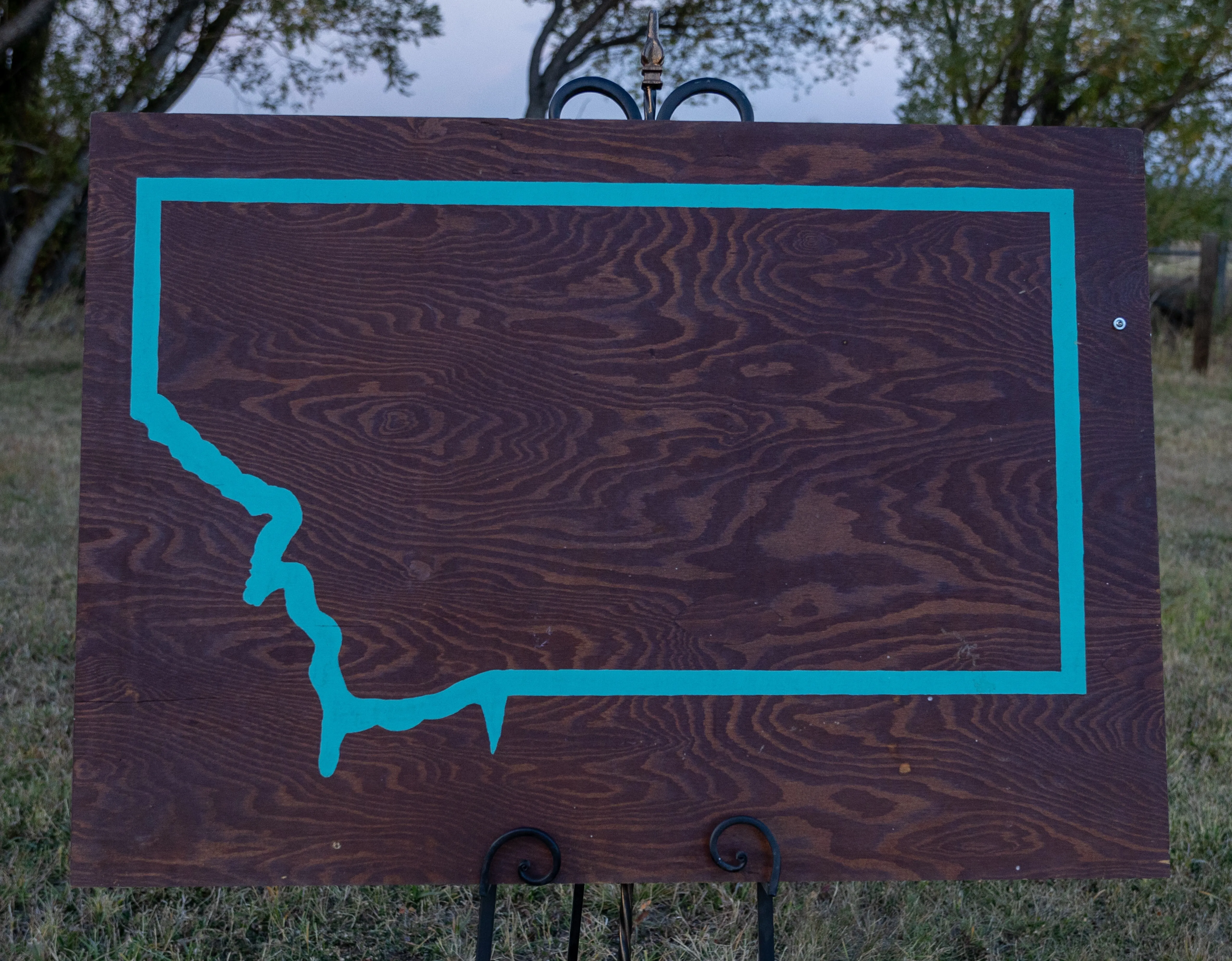 Montana Outline Sign