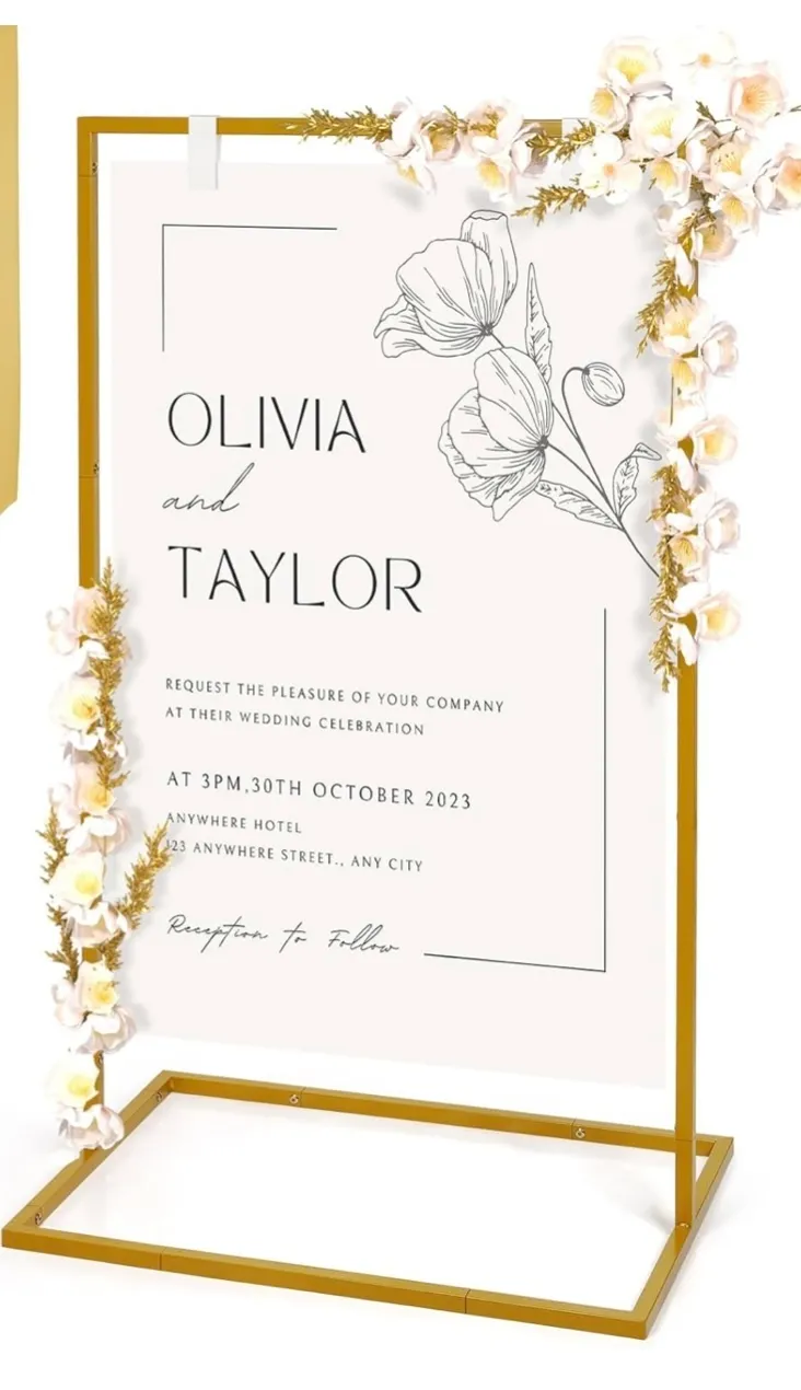 Gold Metal Hanging Picture Stand