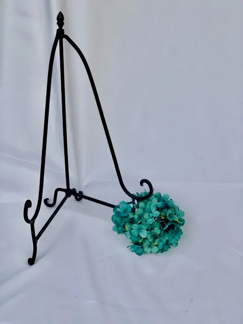 Medium Tabletop Easel