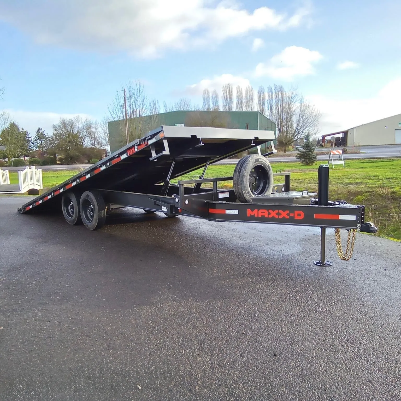 22’ Deck-Over Tilt Trailer (129343)