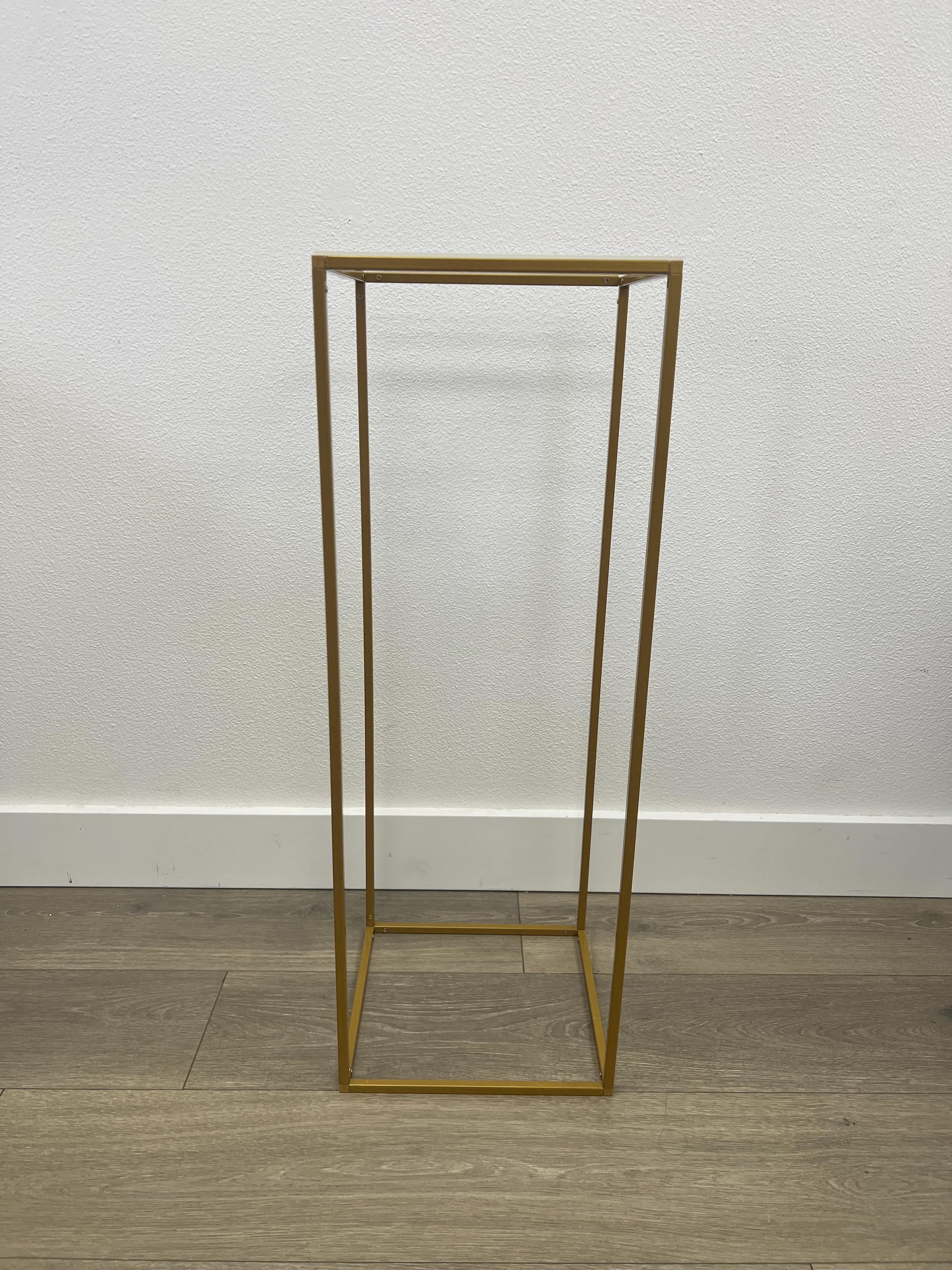 32" High Flower Stand