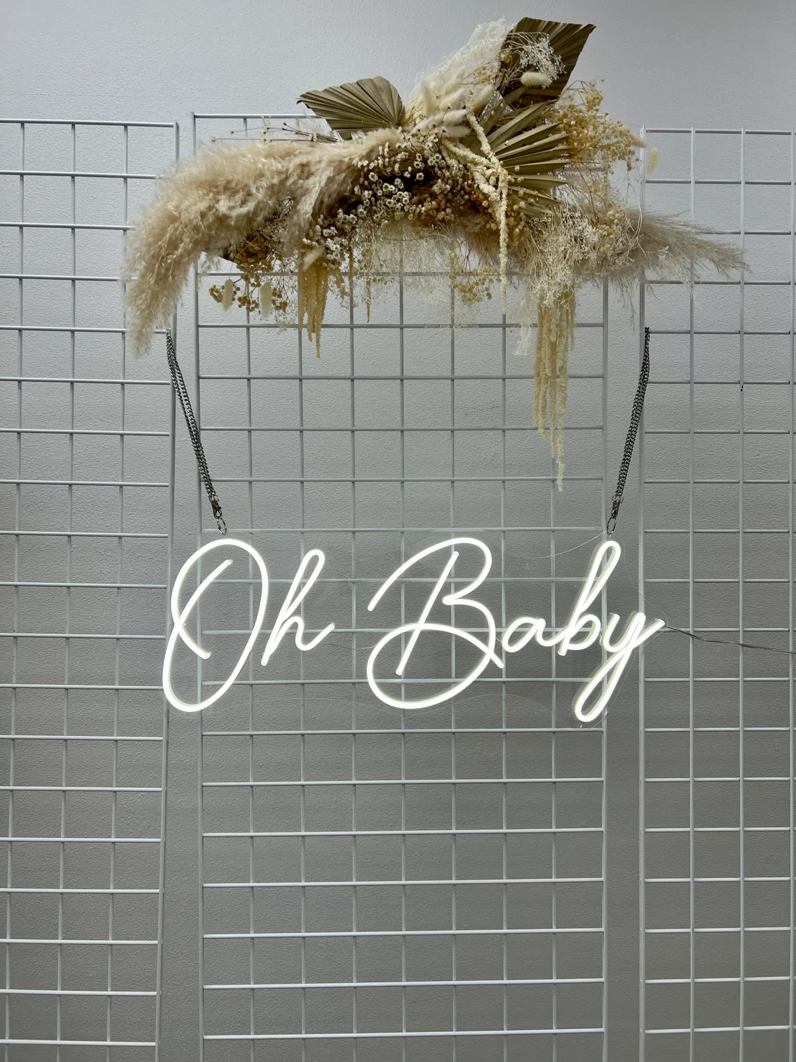 Neon Sign - Oh Baby