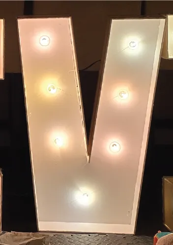 30" Light up Marquee V