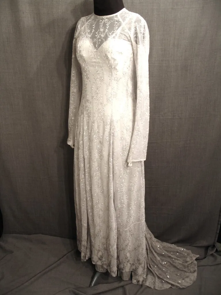 Modern Gown 09025392