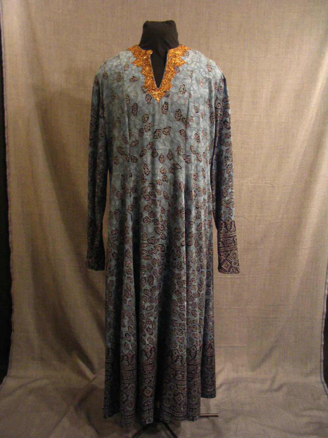 Medieval Dress 09015829
