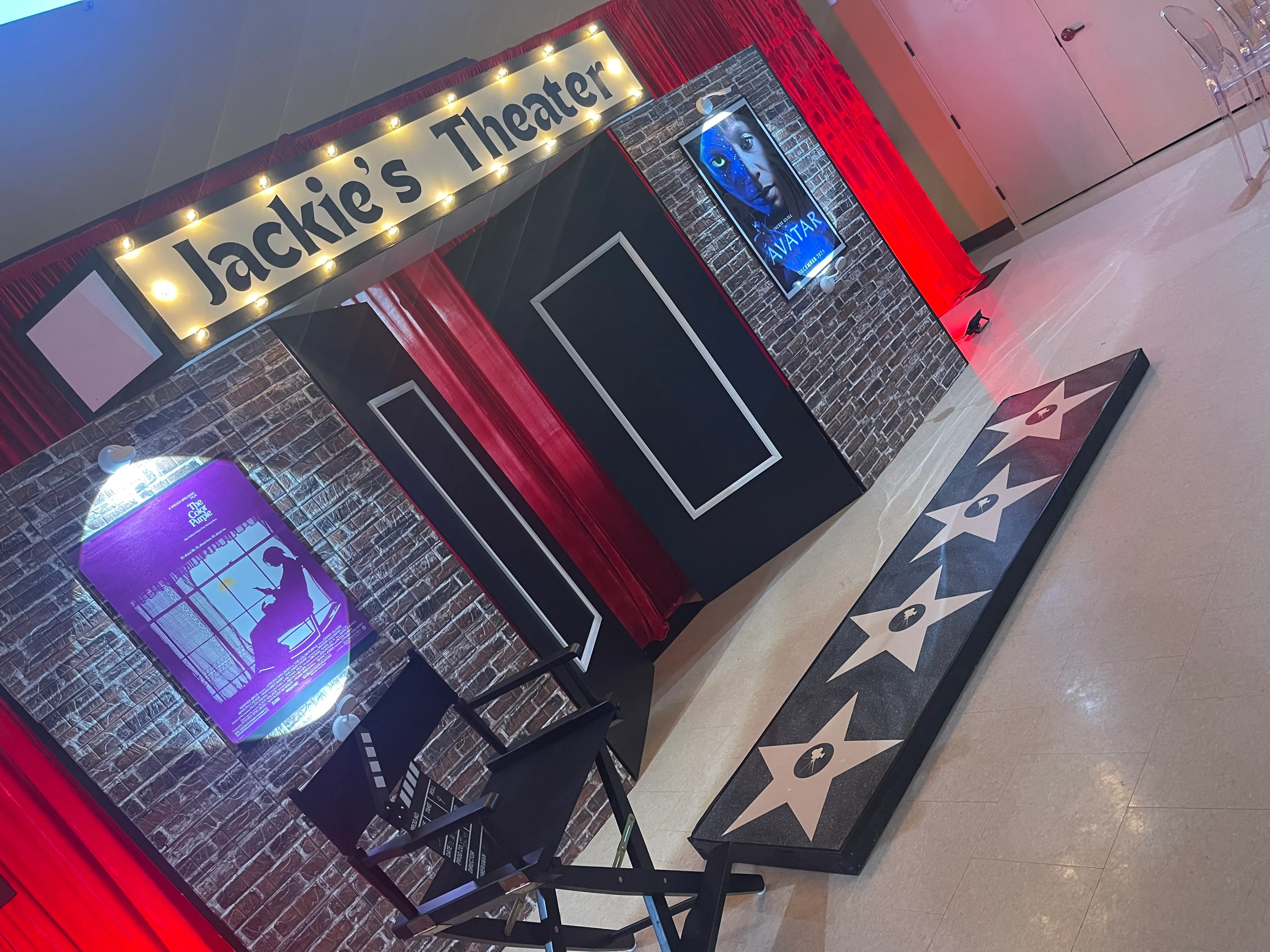 Hollywood/Theater/ Premiere