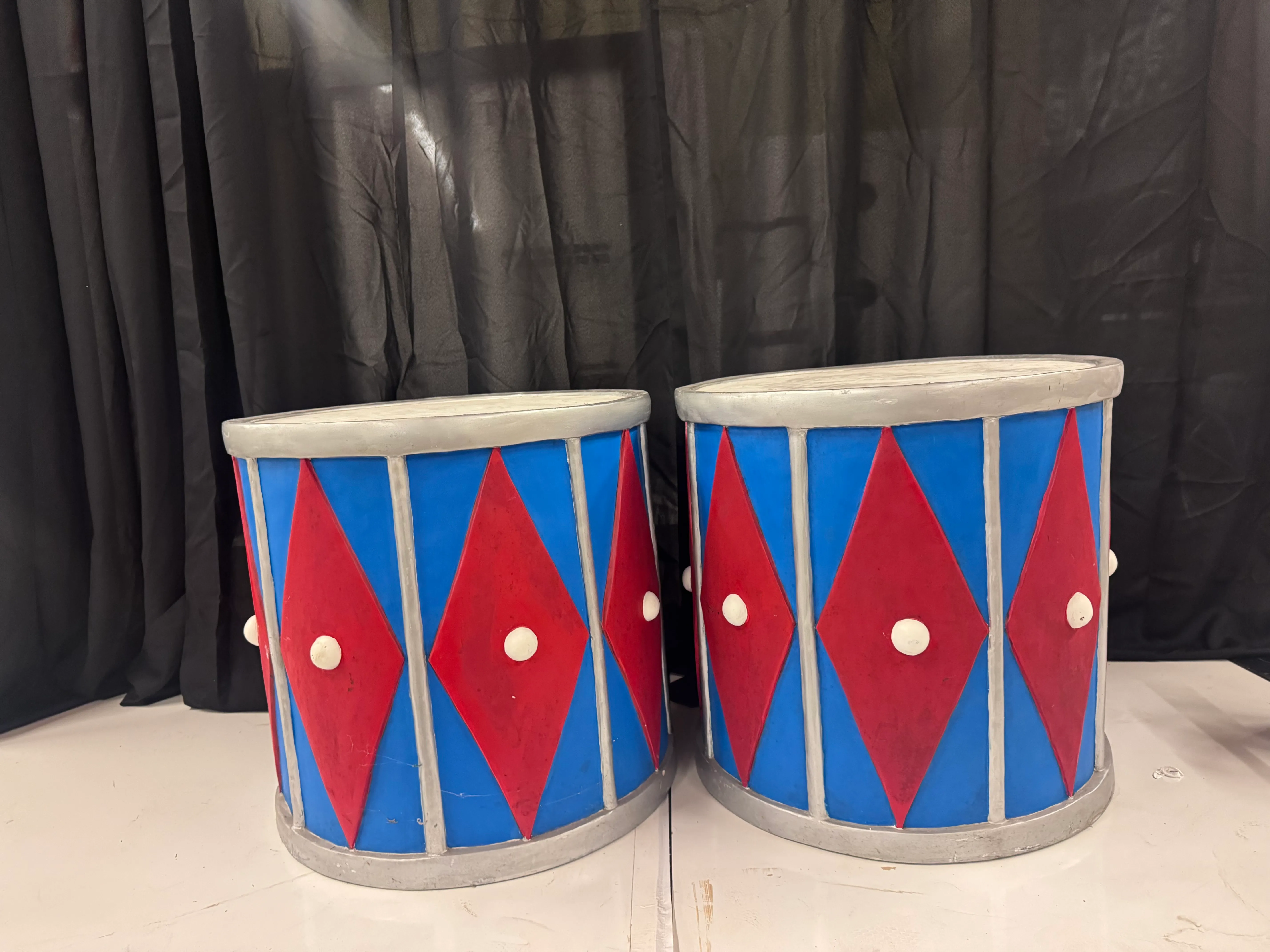 Lifesize Circus/Christmas Drums