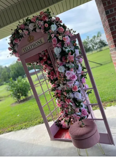 Pink London Phone booth/florals (- NO AUDIO PHONE