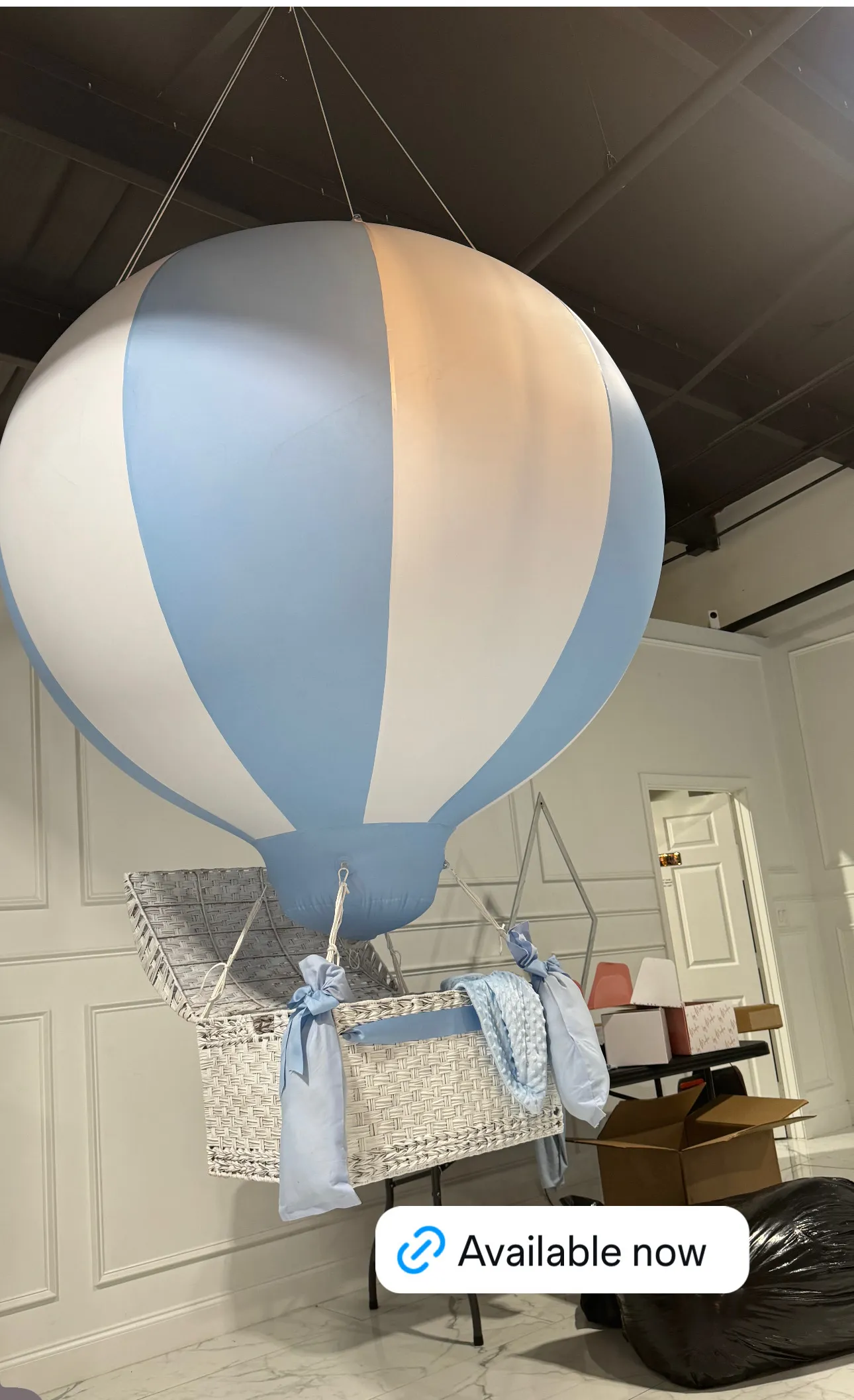 Blue & White Hot Air Balloon