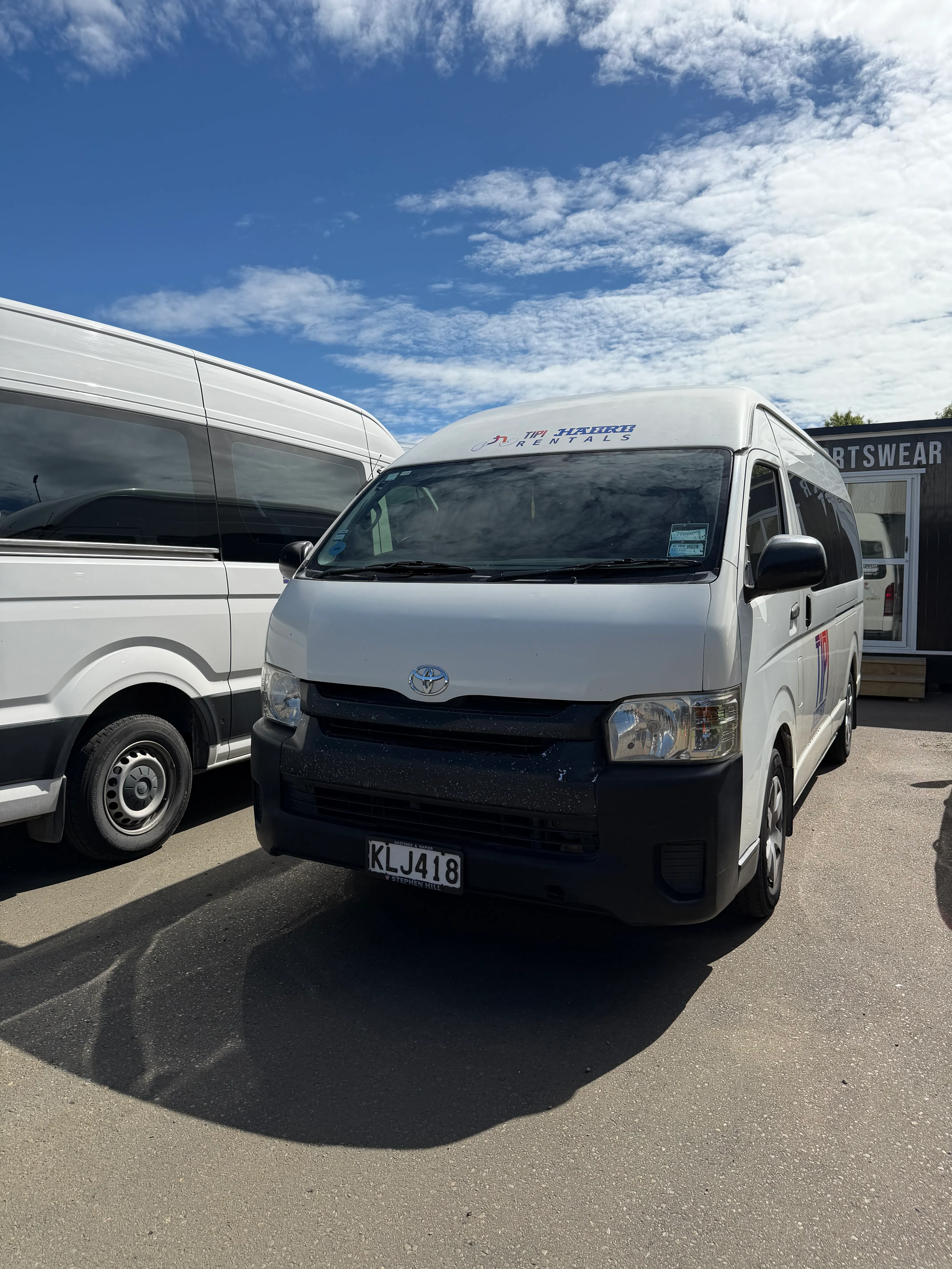 2014 Toyota Hiace KLJ418