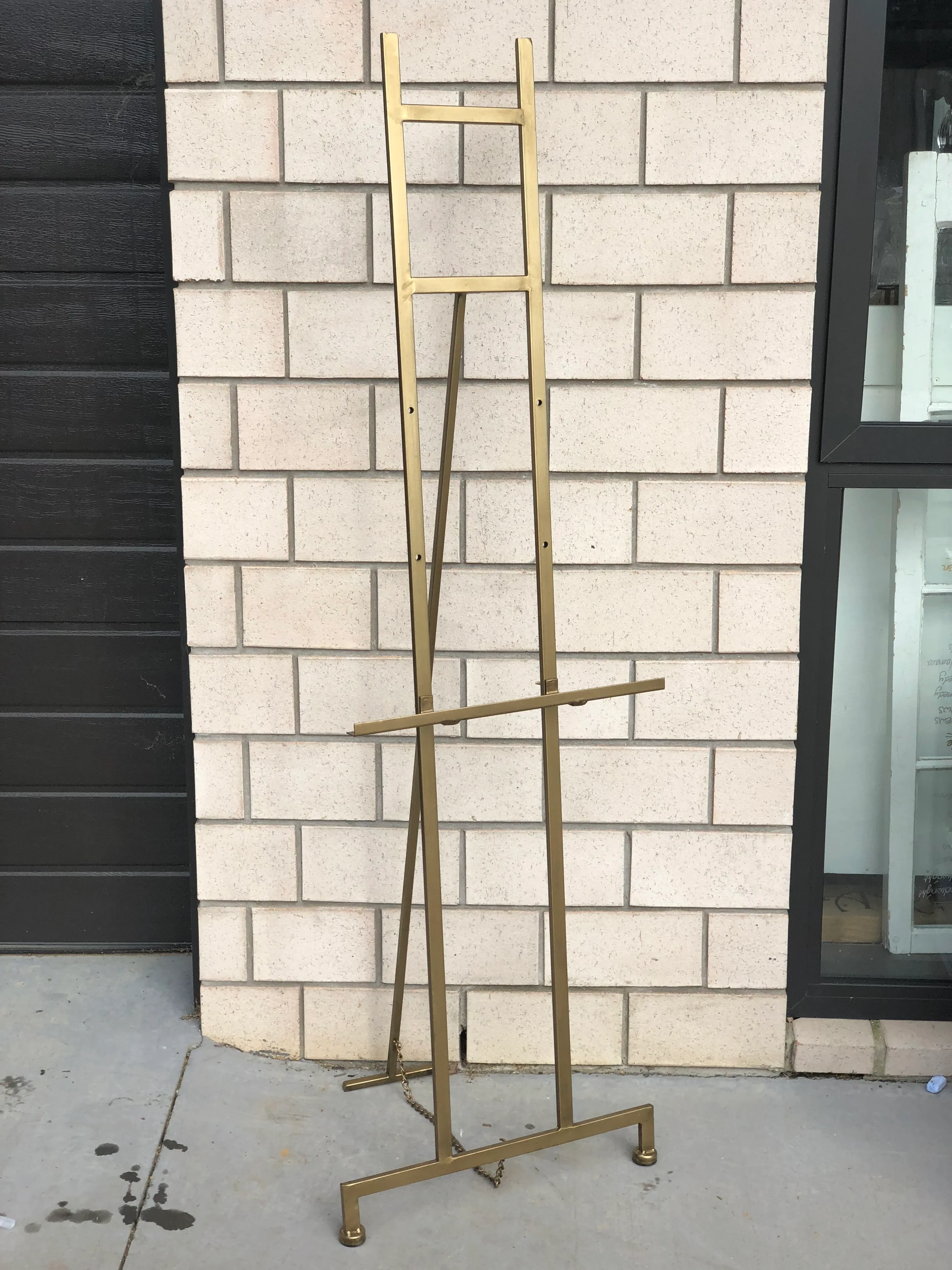 Metal Standing Easel - Gold