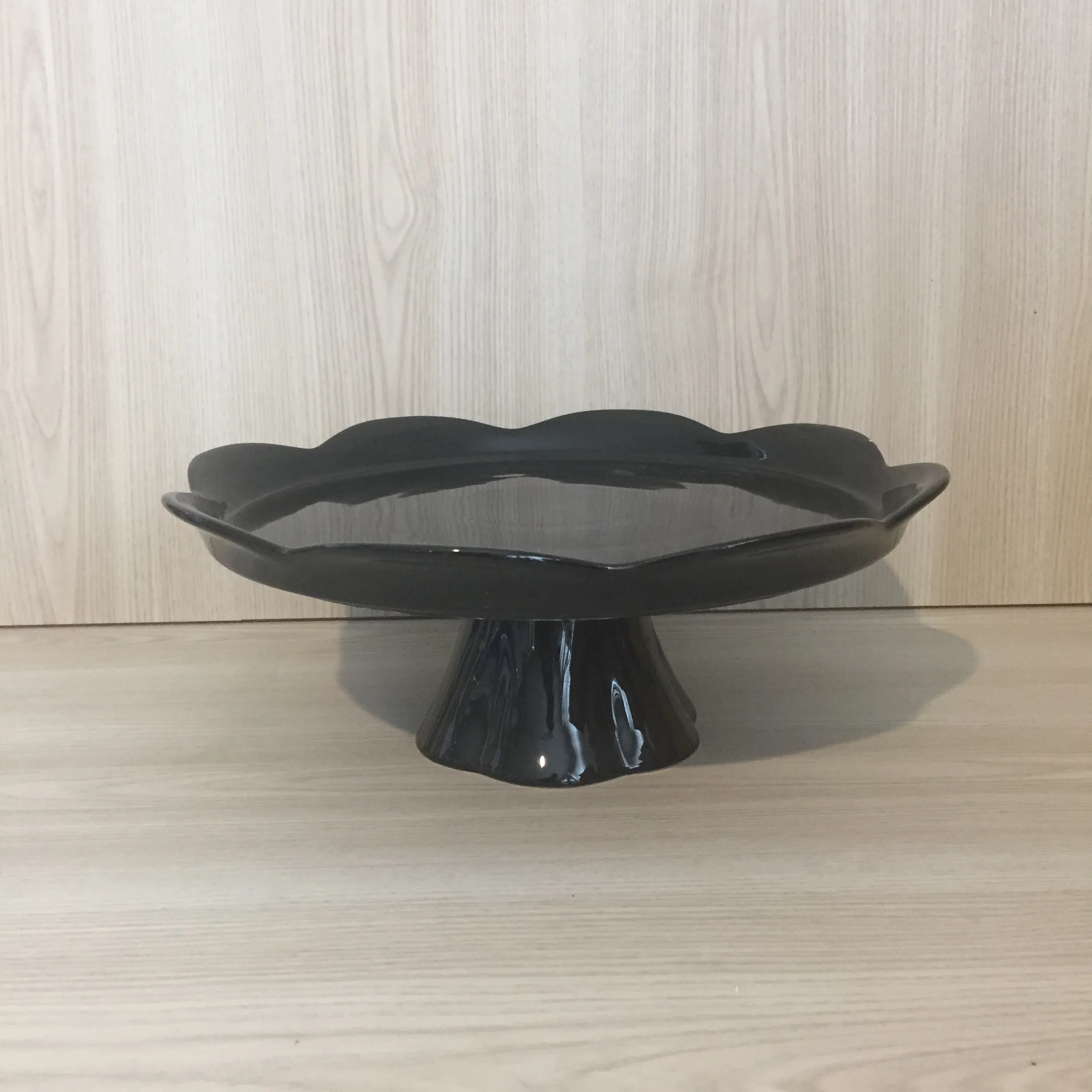 Rococo Cake Stand Large - Black