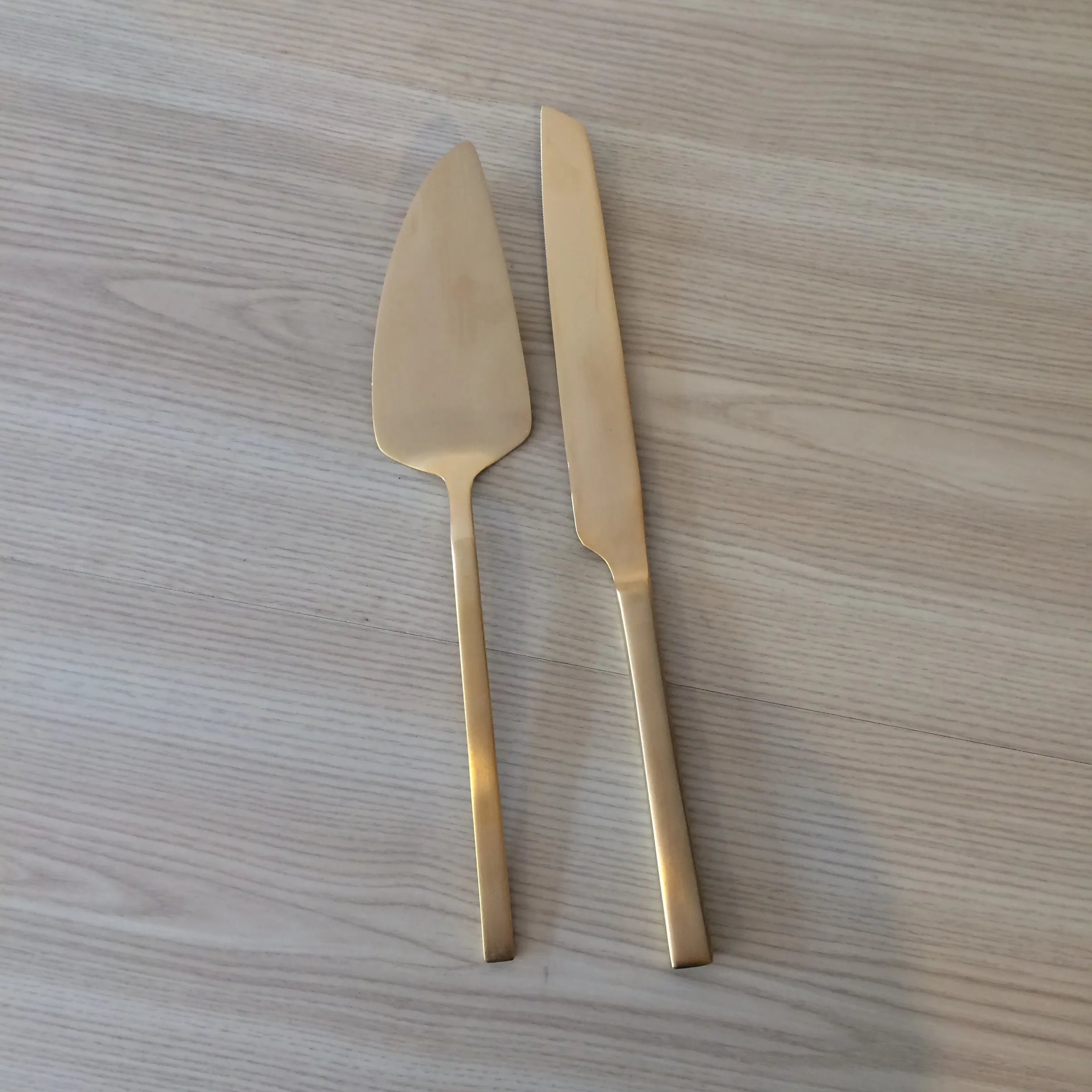 Matte Light Gold Cake Knife Set