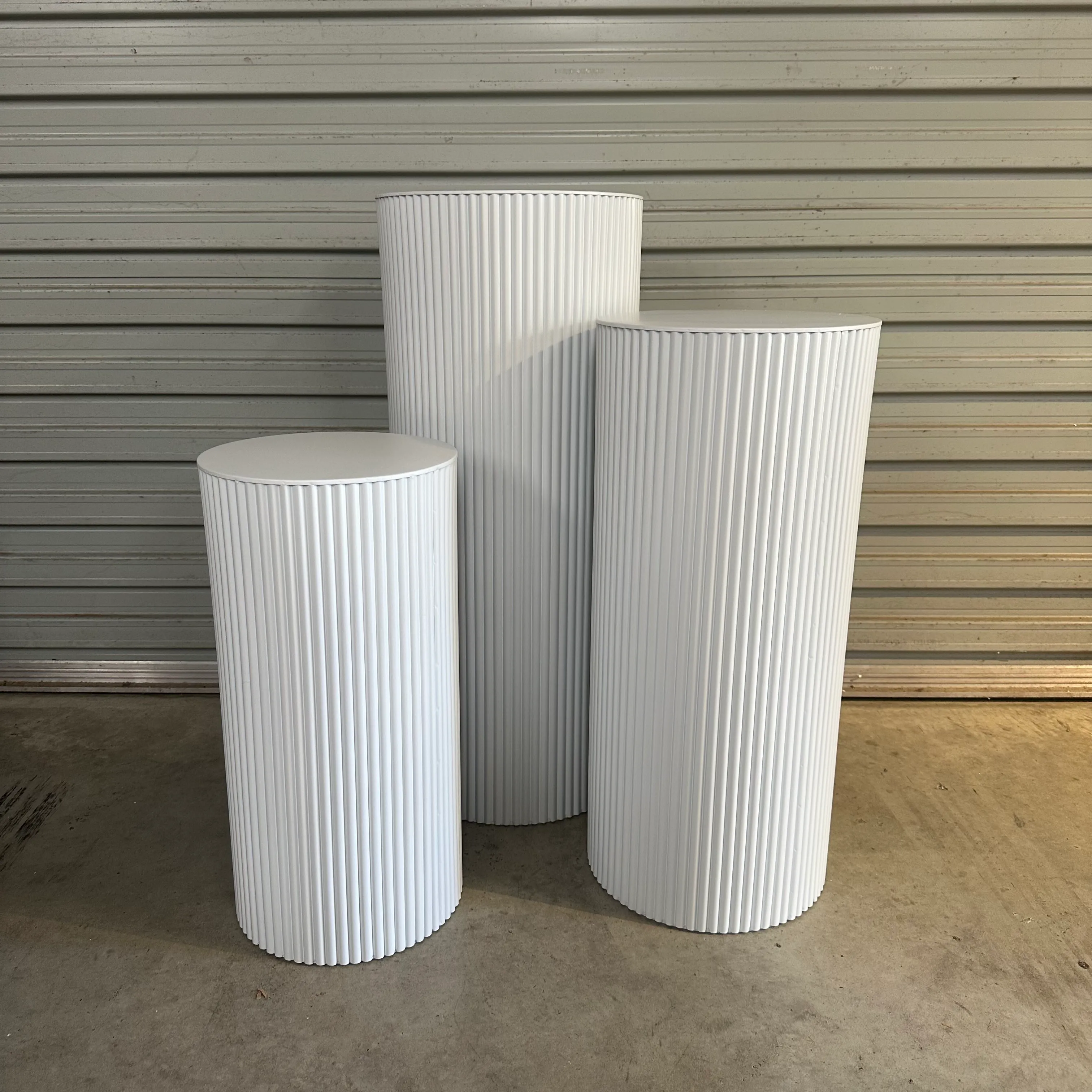 Ripple Plinth White - Three Sizes