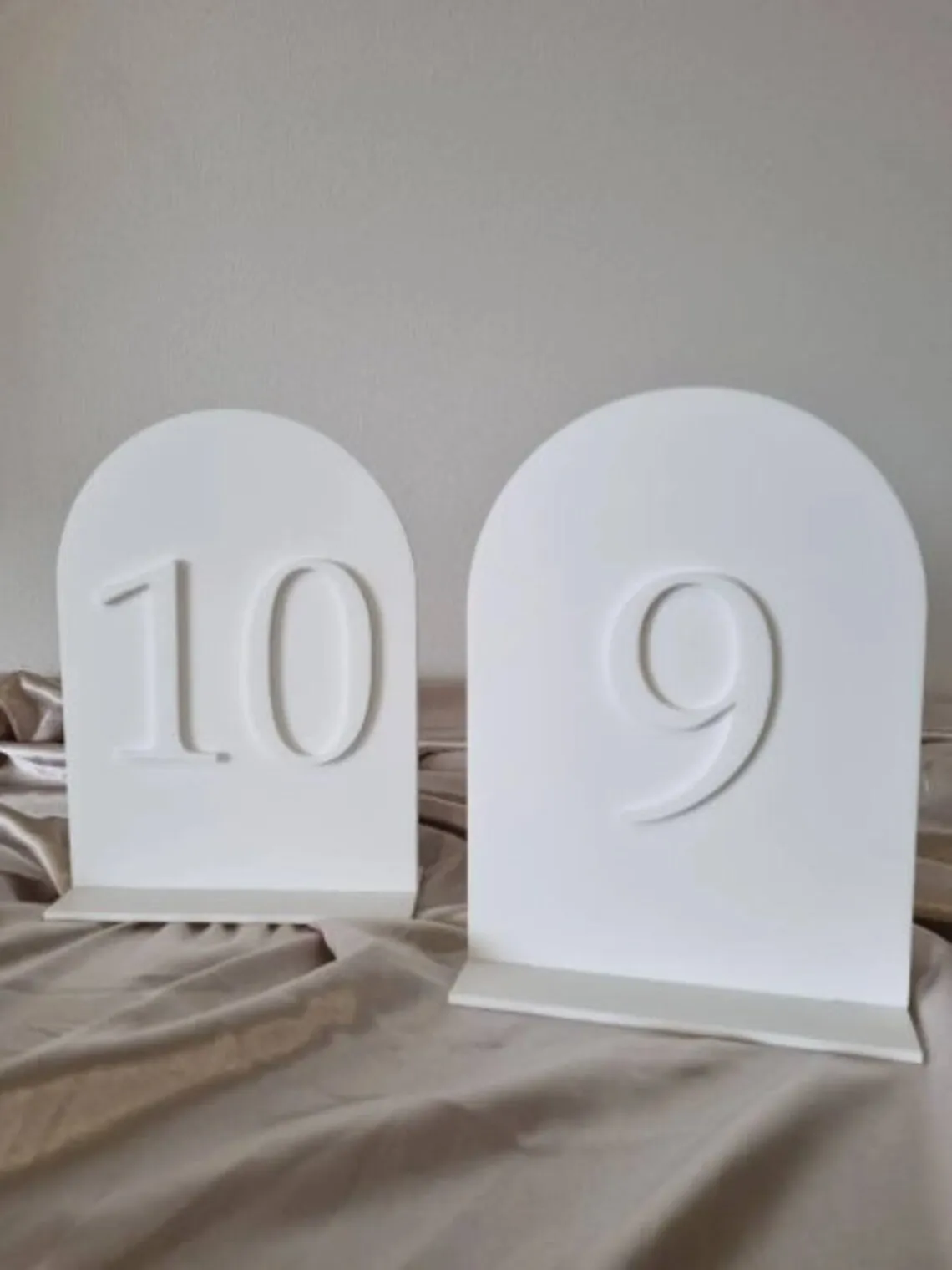 Arch Acrylic Table Number - White SET #1