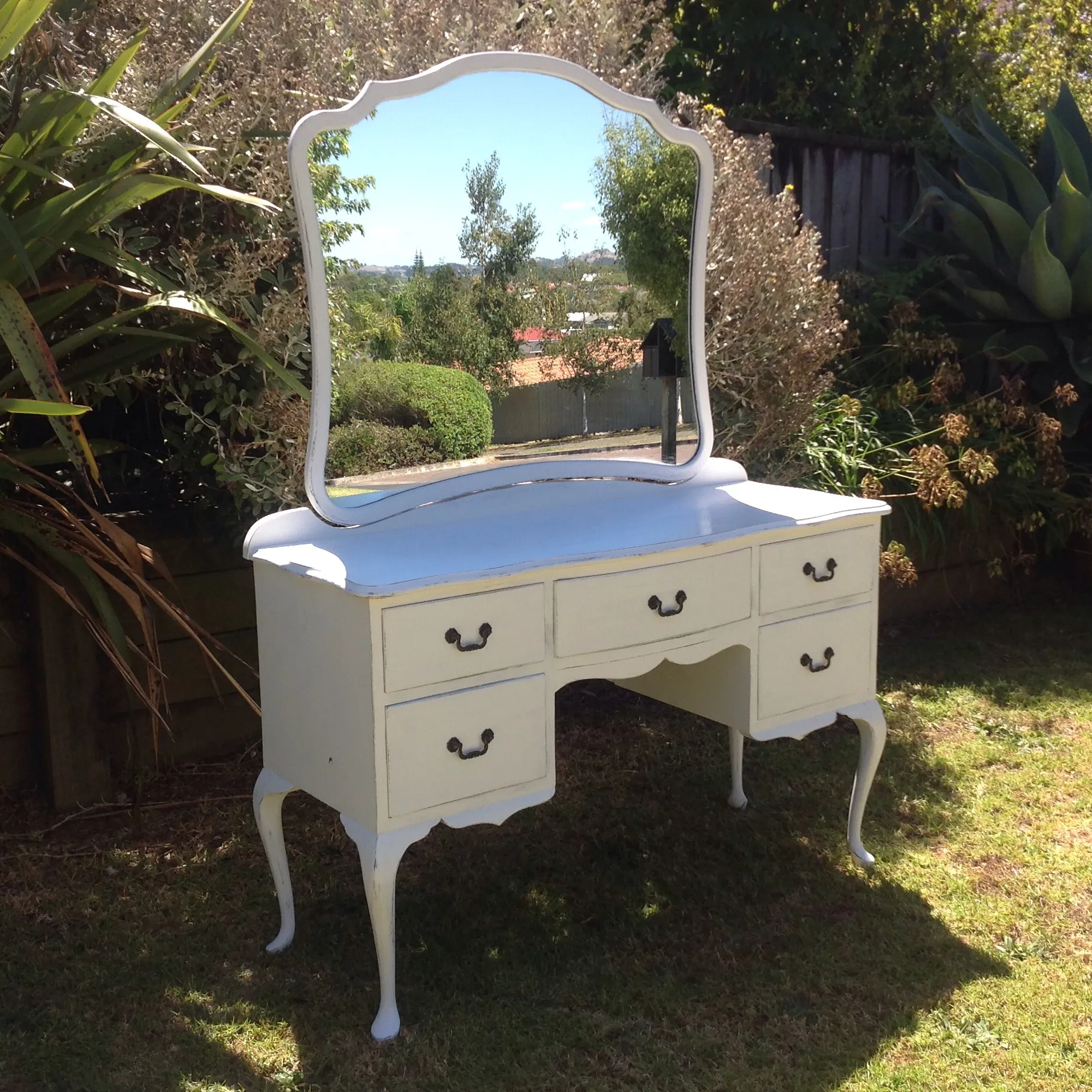 Queen Anne Dresser with Mirror- White