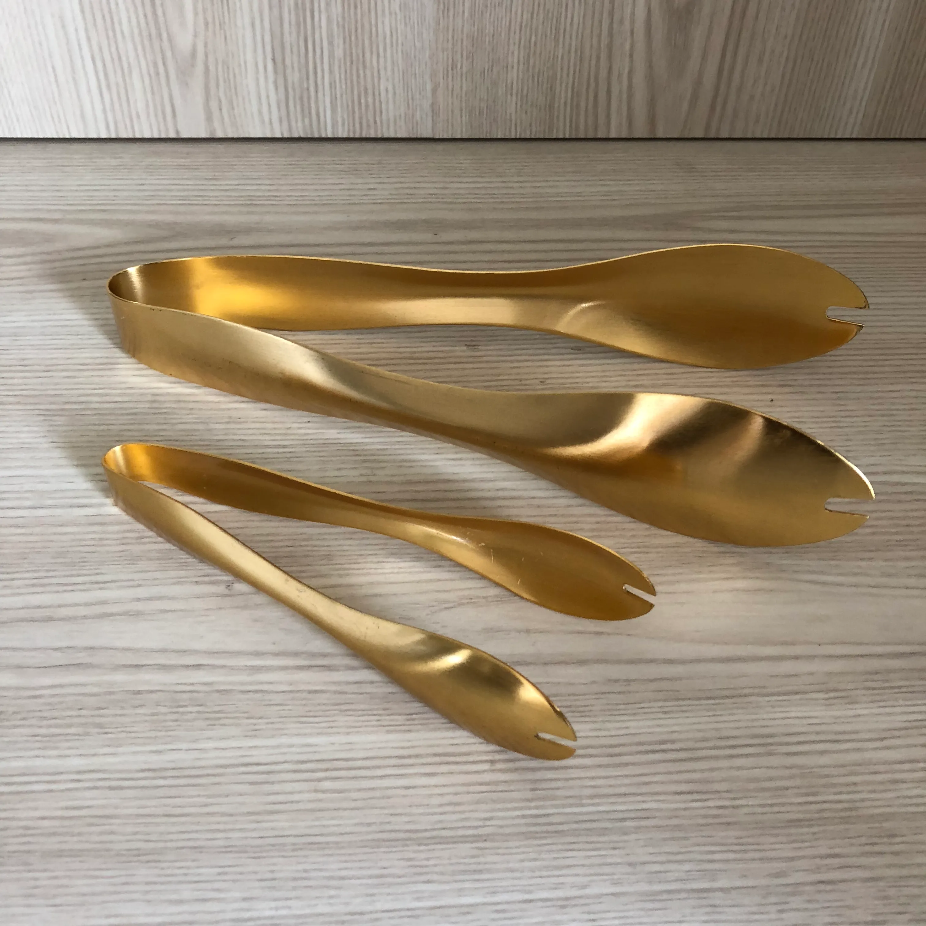 Avery Serving Tongs Gold - two sizes