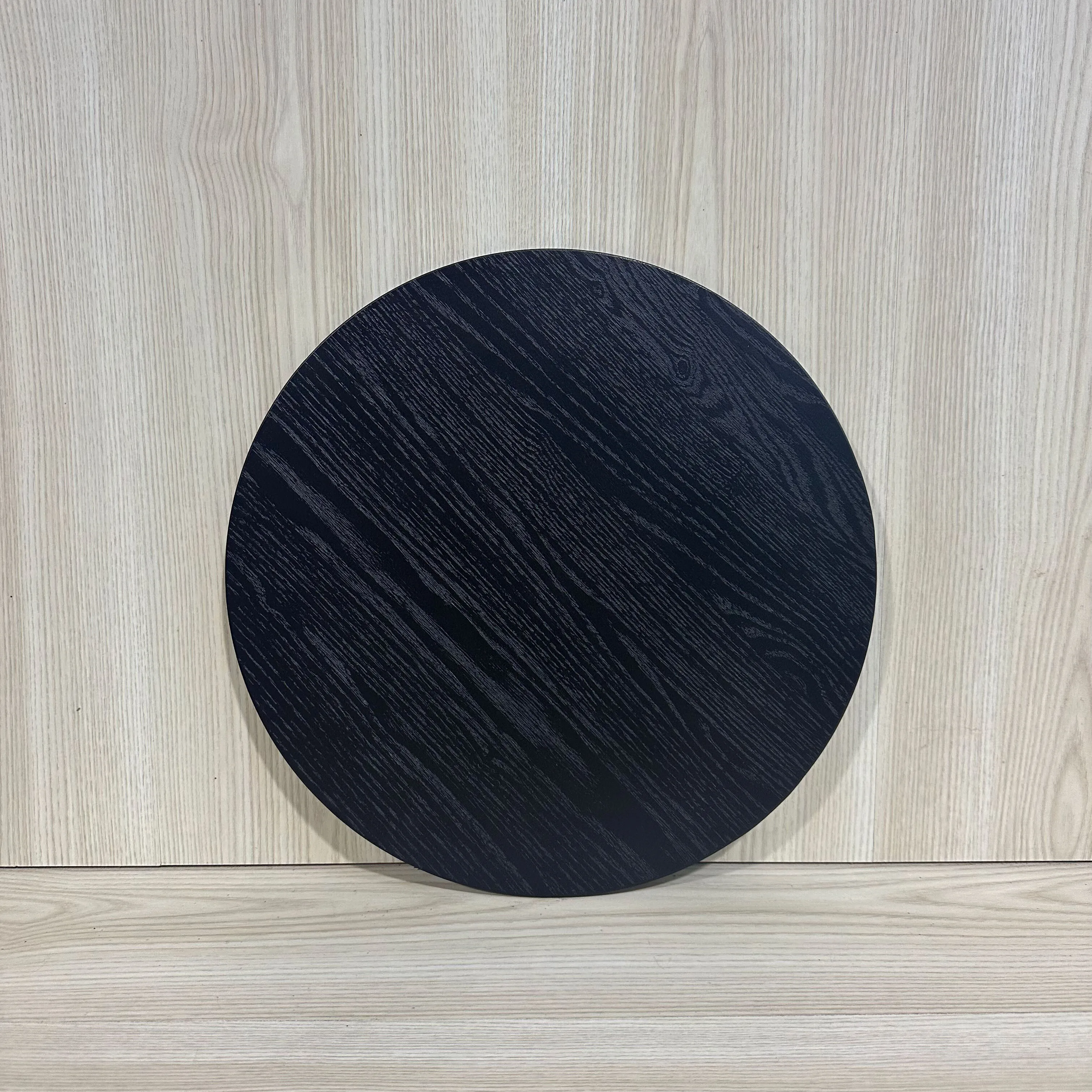 Reversible Round Placemat - Black/Natural