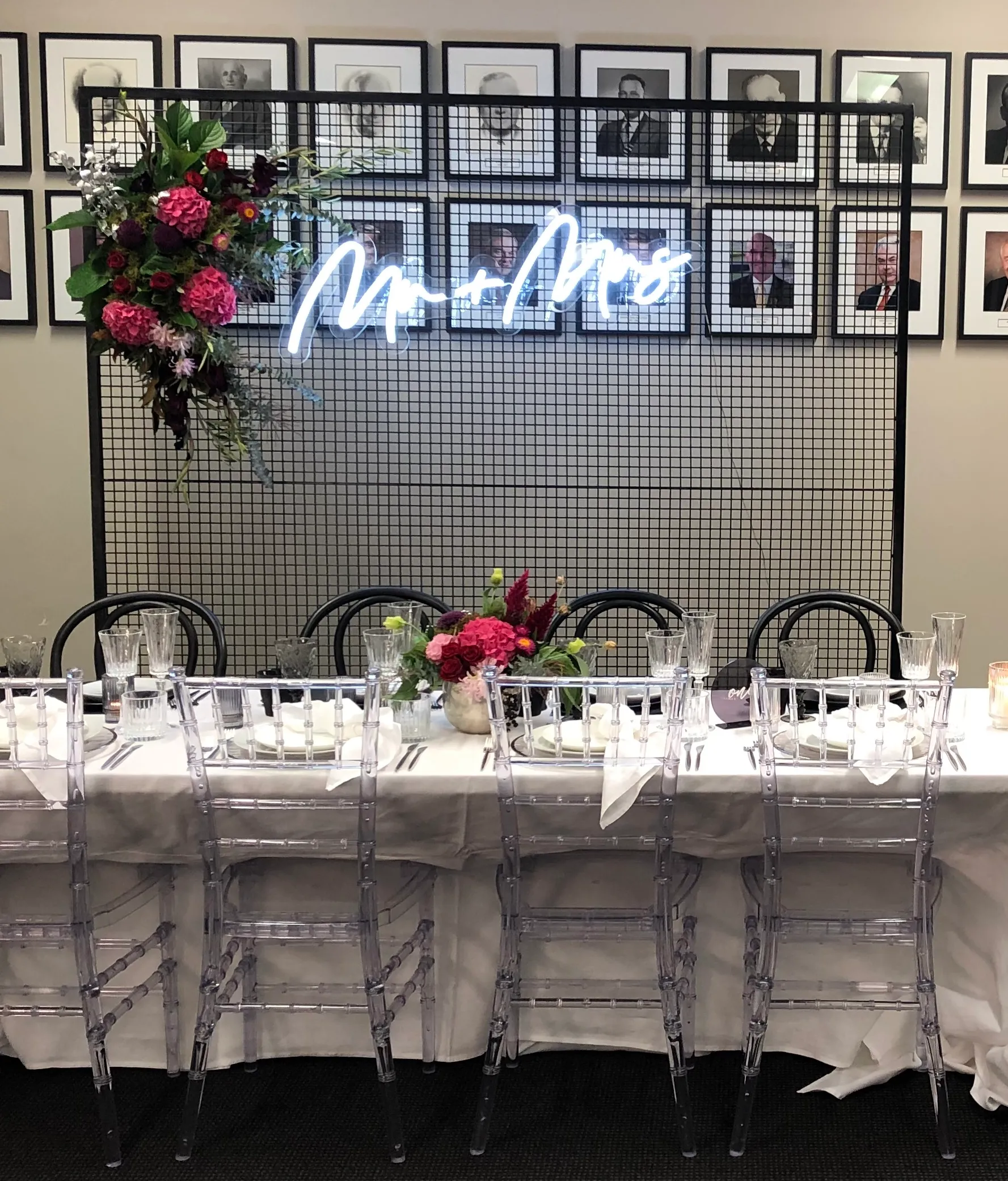 Grid Wall Backdrop Black