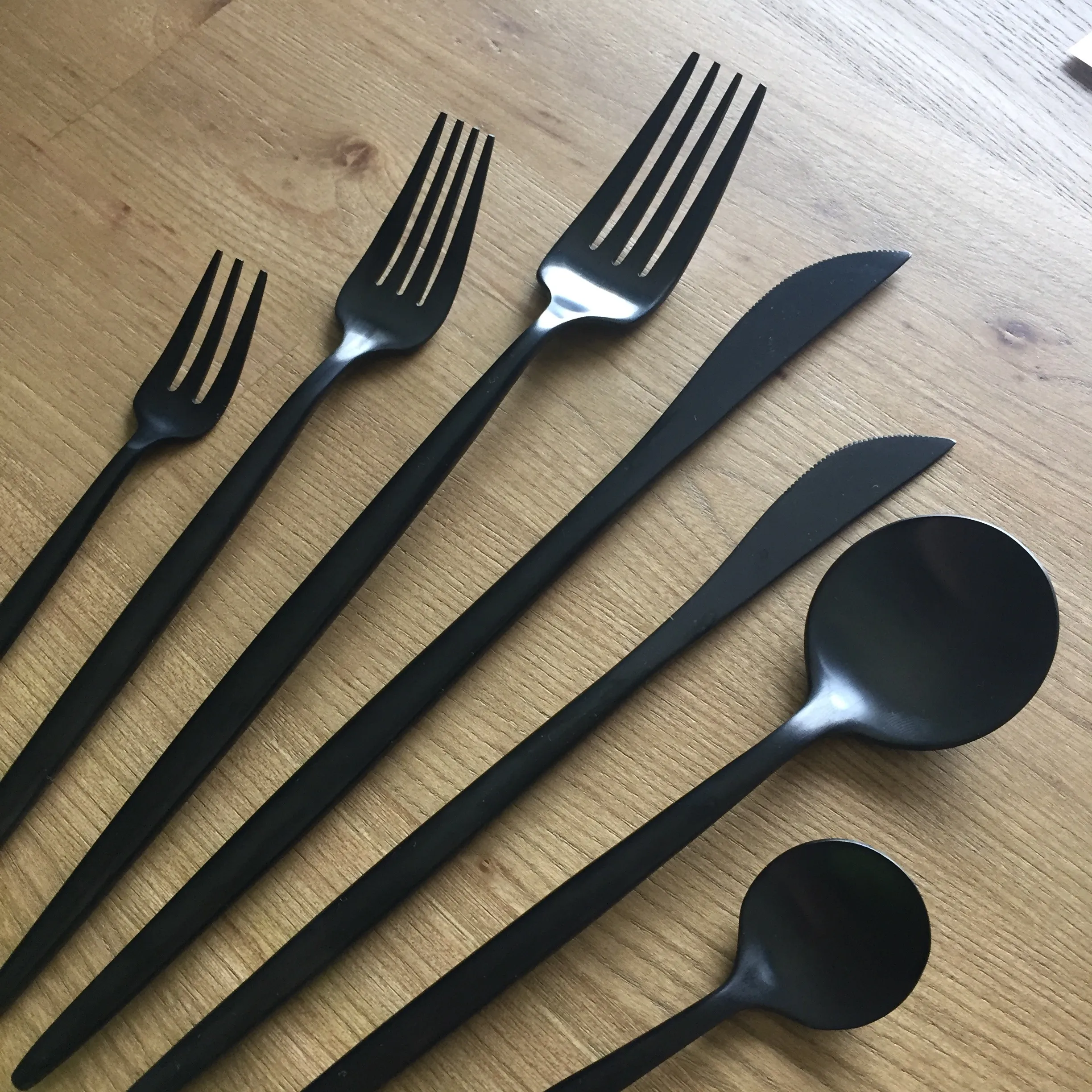 Aero Matte Black Cutlery
