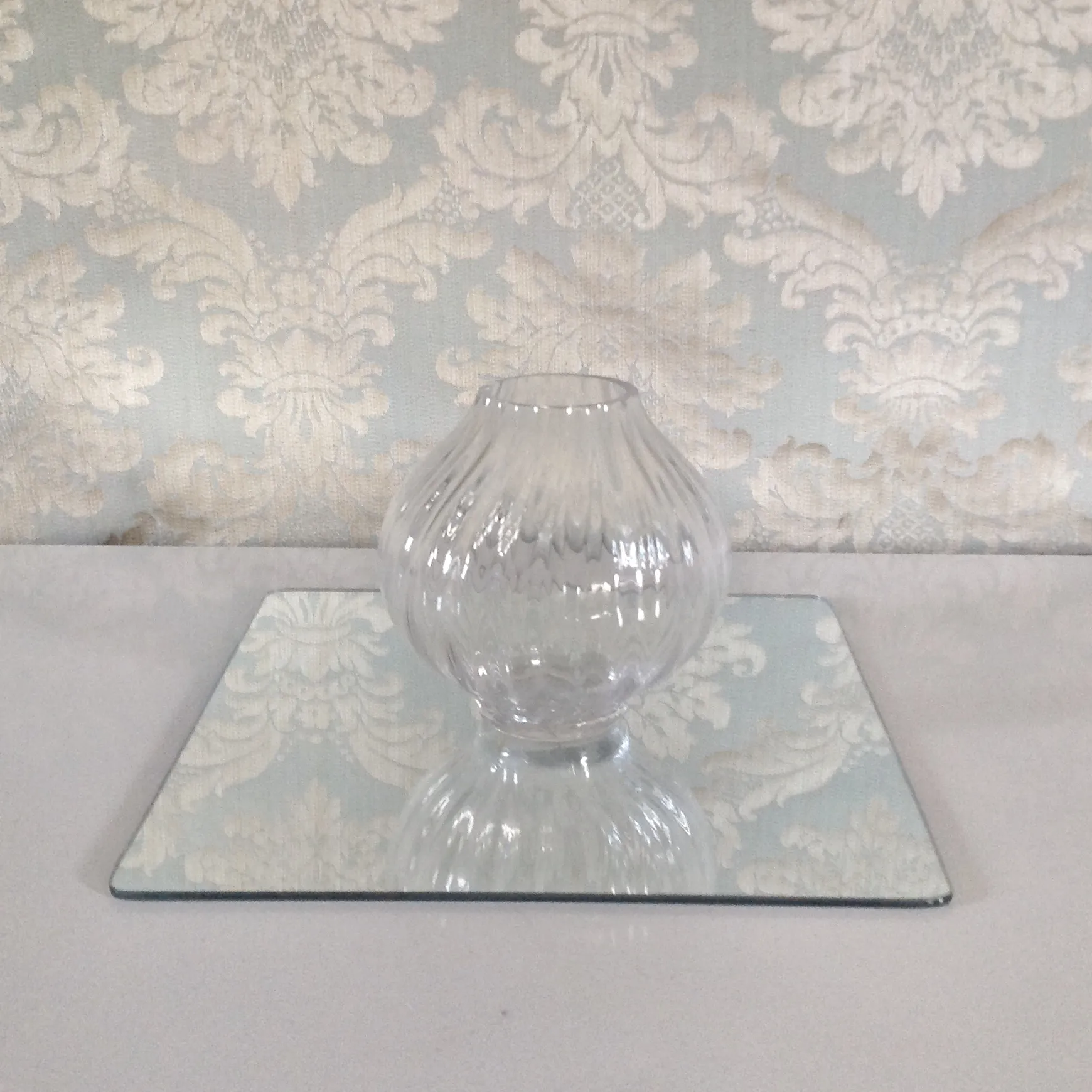 Square Display Mirror - 30x30cm