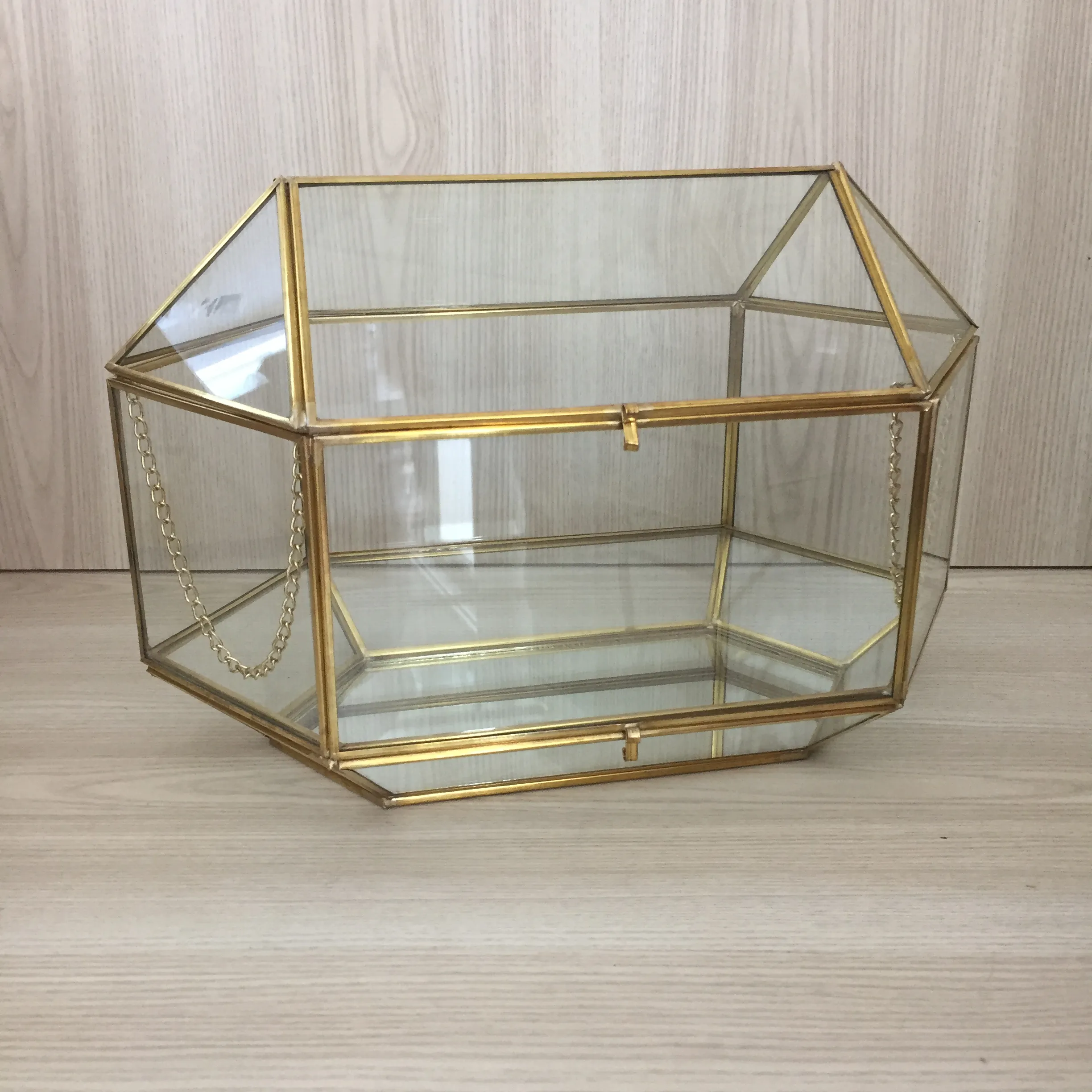 Terrarium Wishing Well - Brass