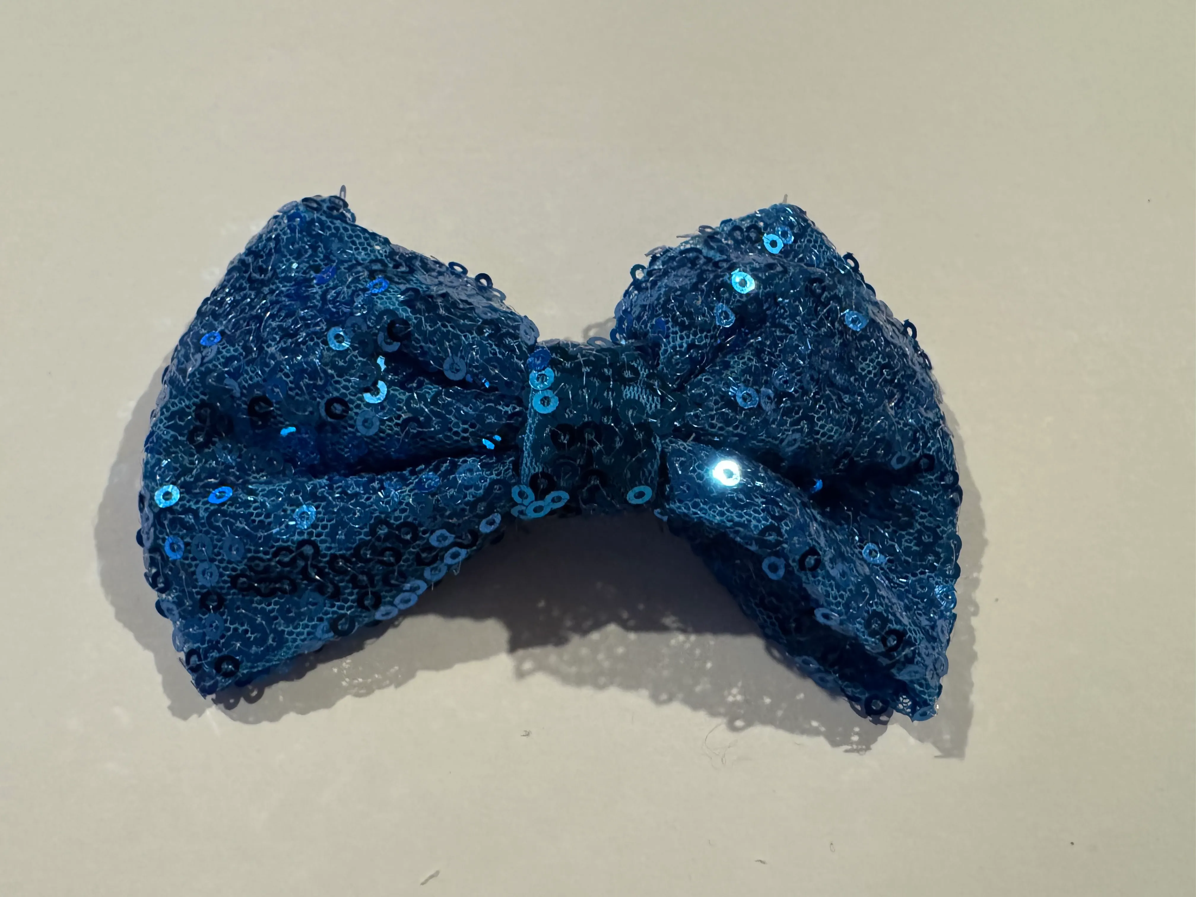 TURQUISE SEQUIN BOW HAIR CLIP