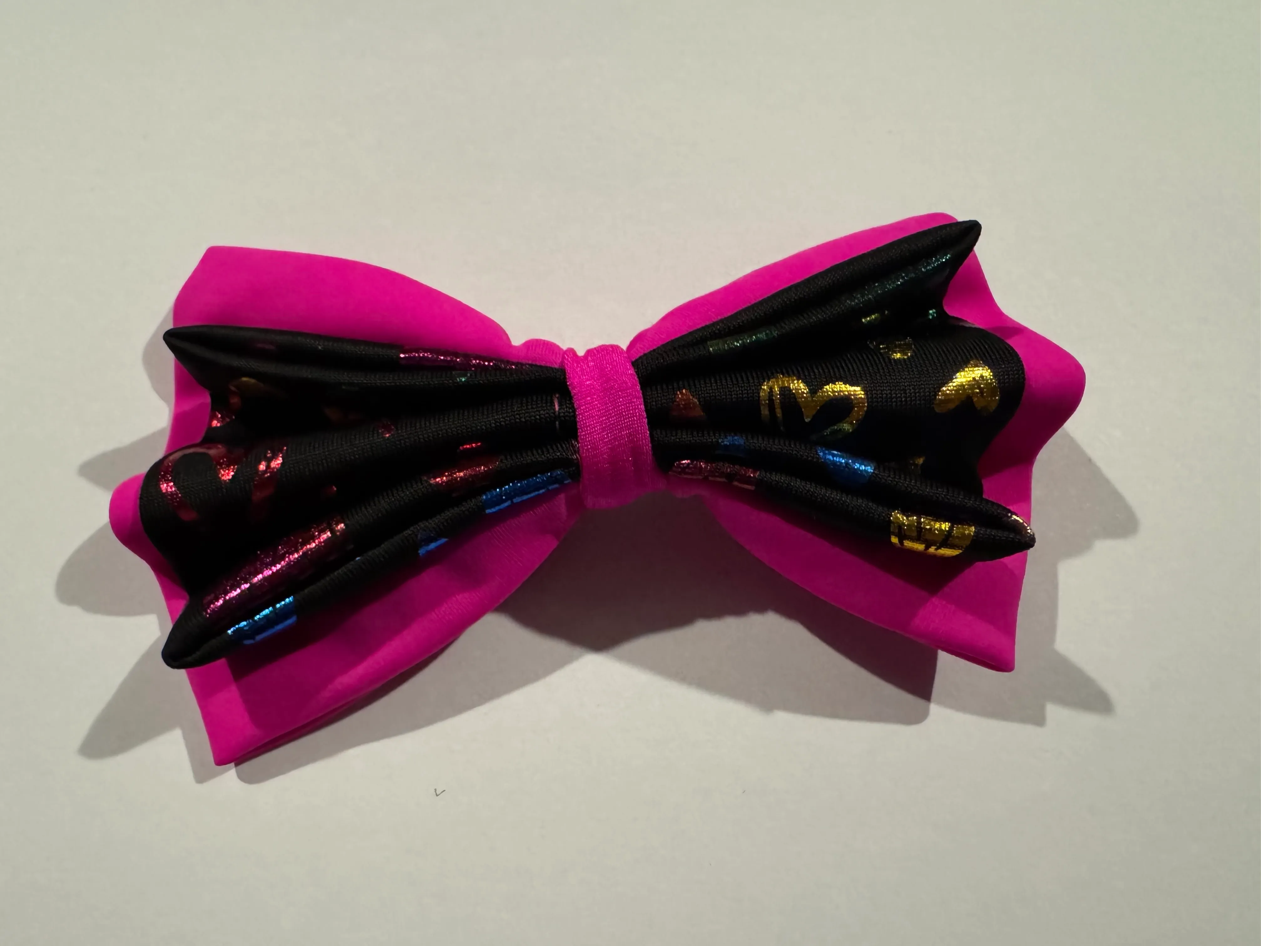 PINK & BLACK HEART BOW HAIR CLIP