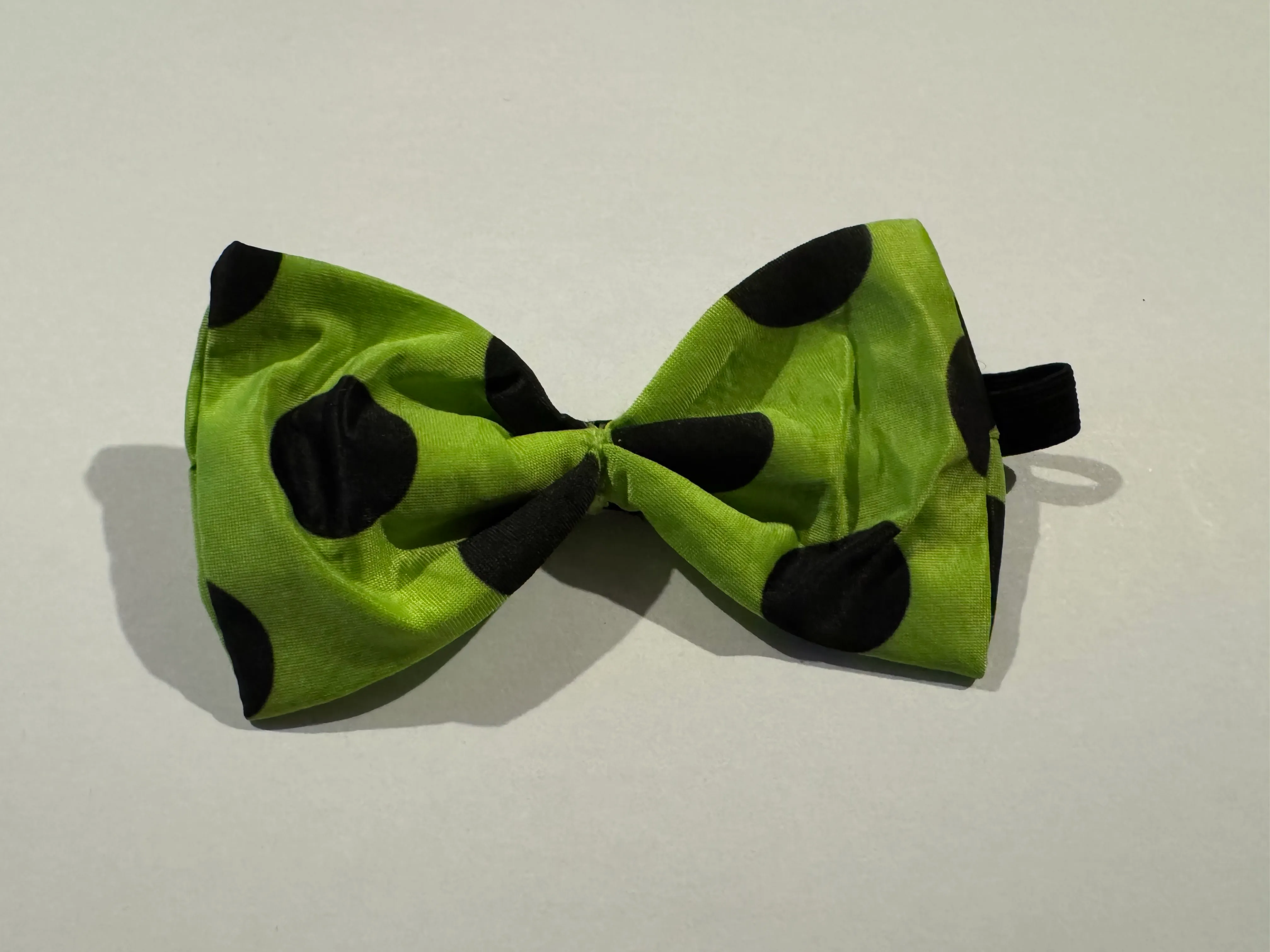 GREEN DOTTY BOW