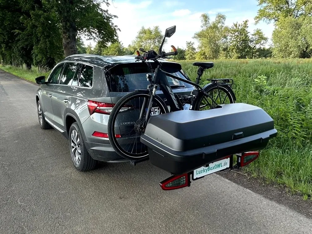 Thule Santu Heckbox (260l)    "+ Bike" auf Spinder Heckträger (ausziehbar, ideal für VAN / Camper / Bulli)