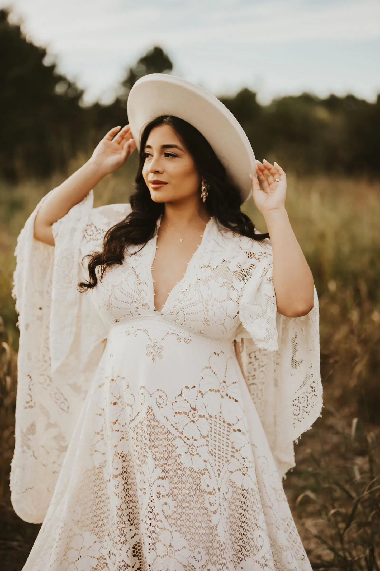 Magic Maker XS-L  (not suitable for taller people) 58 inches from tip of the shoulder too bottom hem